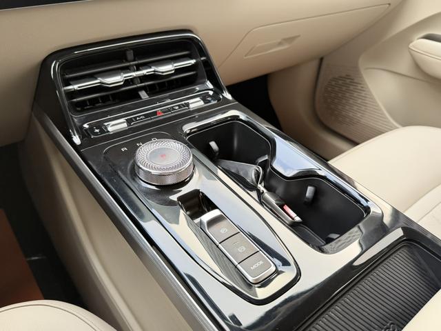 Wuling Starlight 2024 car image #14