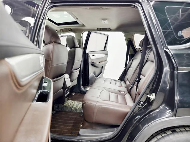 Forthing JOYEAR X5 2017 car image #14