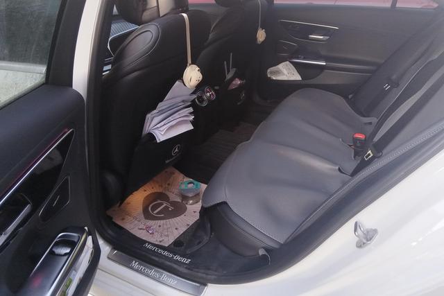 Mercedes-Benz C Class 2023 car image #14