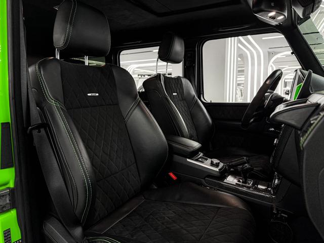 Mercedes-Benz 2019 car image #14