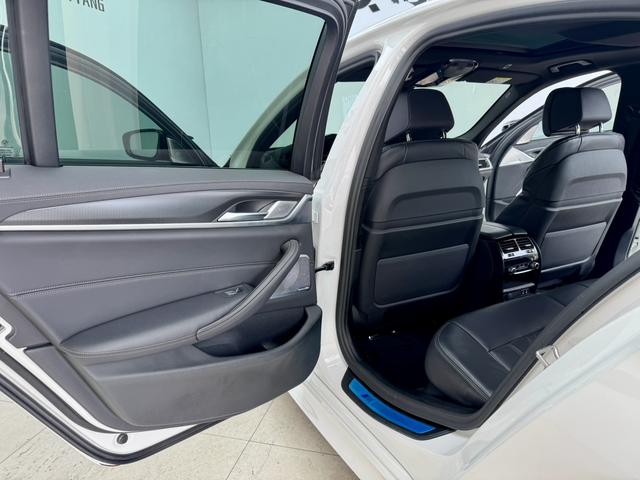 BMW 5 Series (Imported) 2020 car image #14