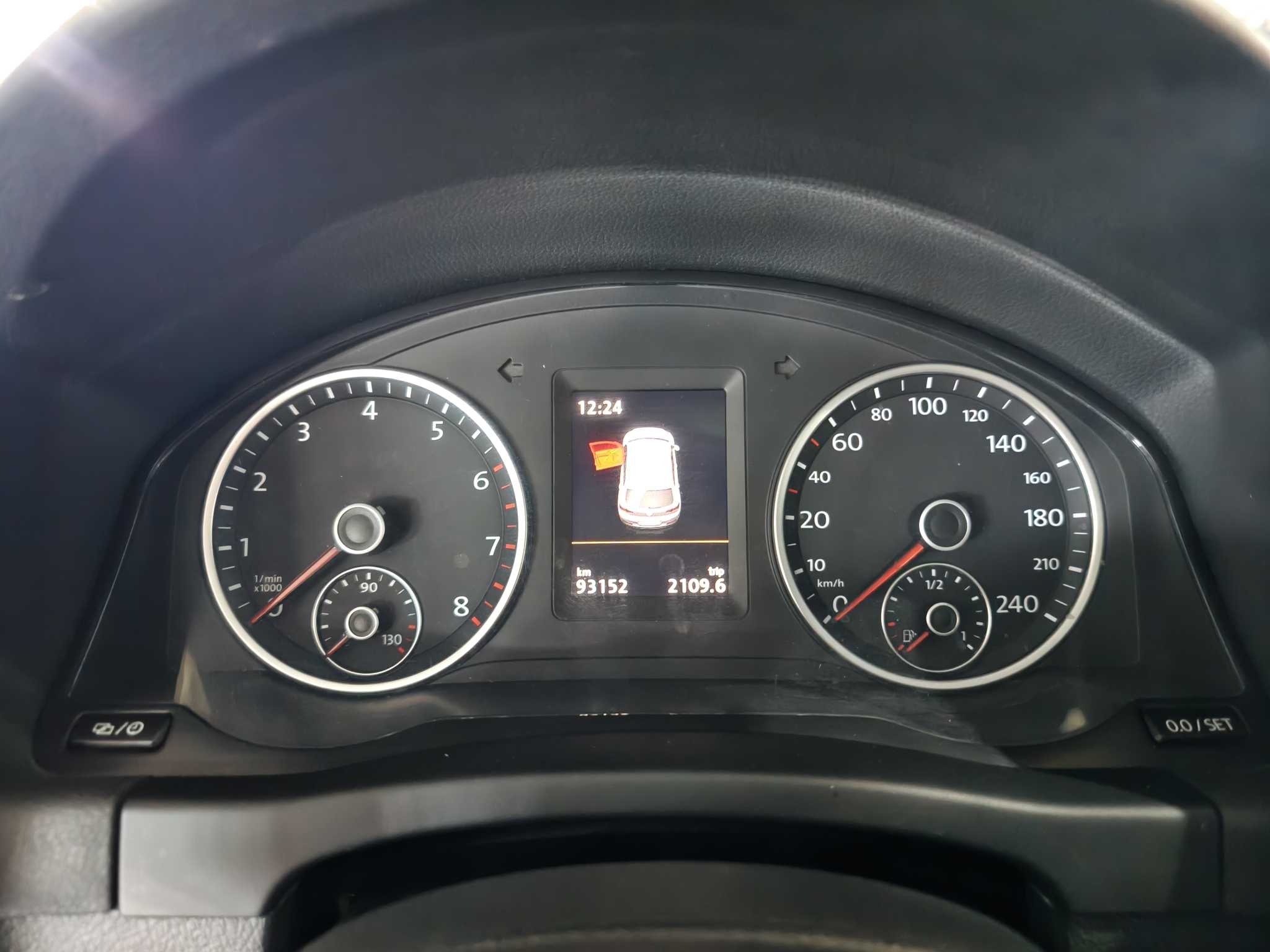 Volkswagen Tiguan 2016 car image #14