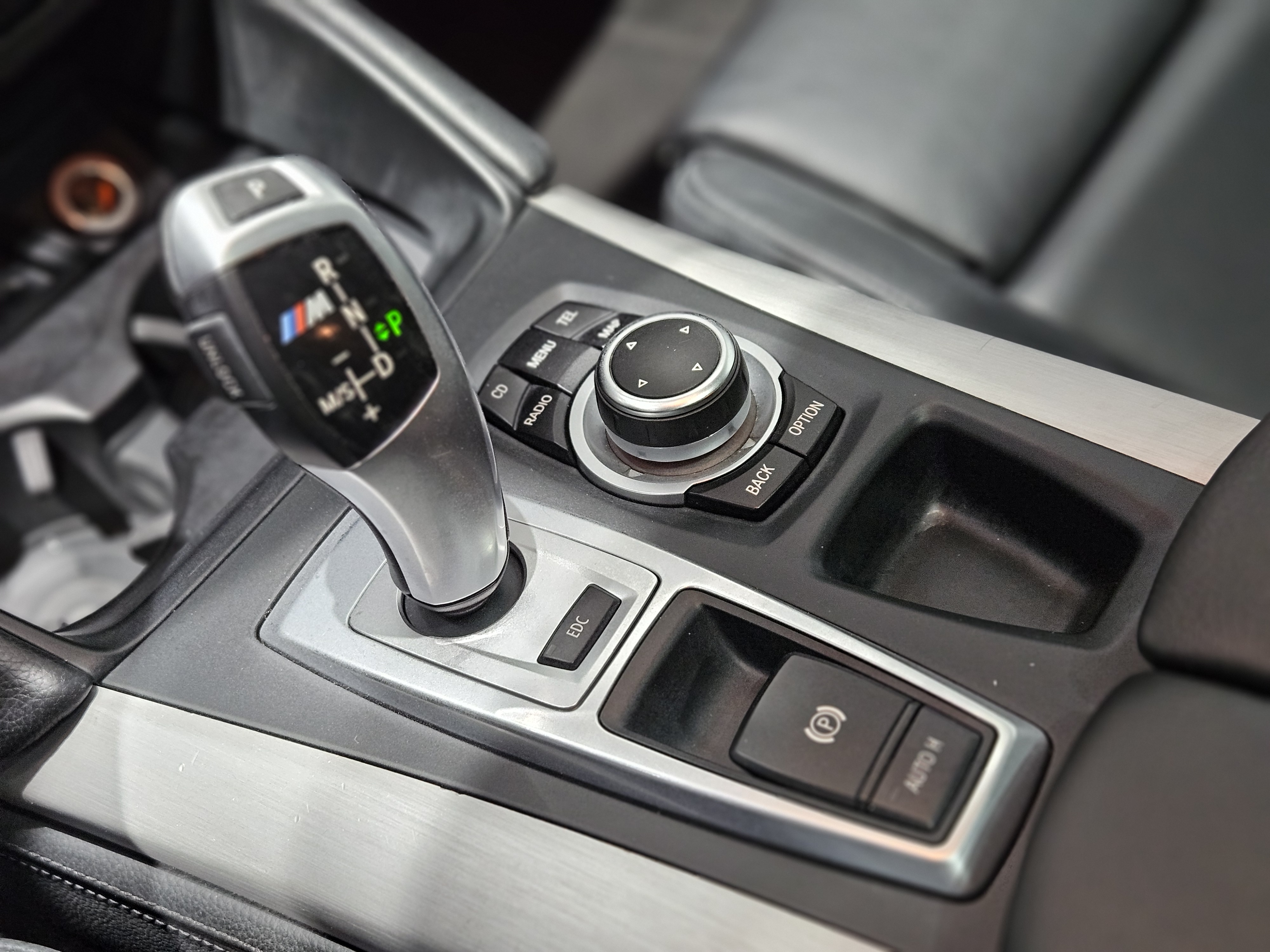 BMW X6 M 2010 immagine di auto #14