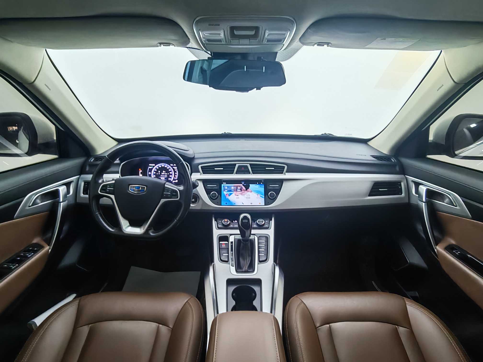 GEELY Boyue 2018 immagine di auto #14