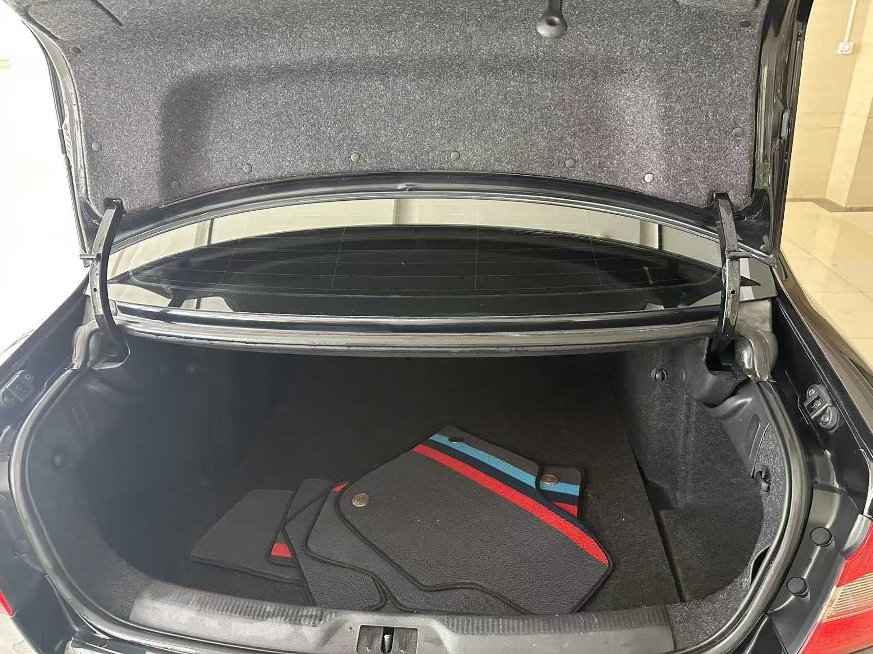 Skoda Superb 2013 immagine di auto #14