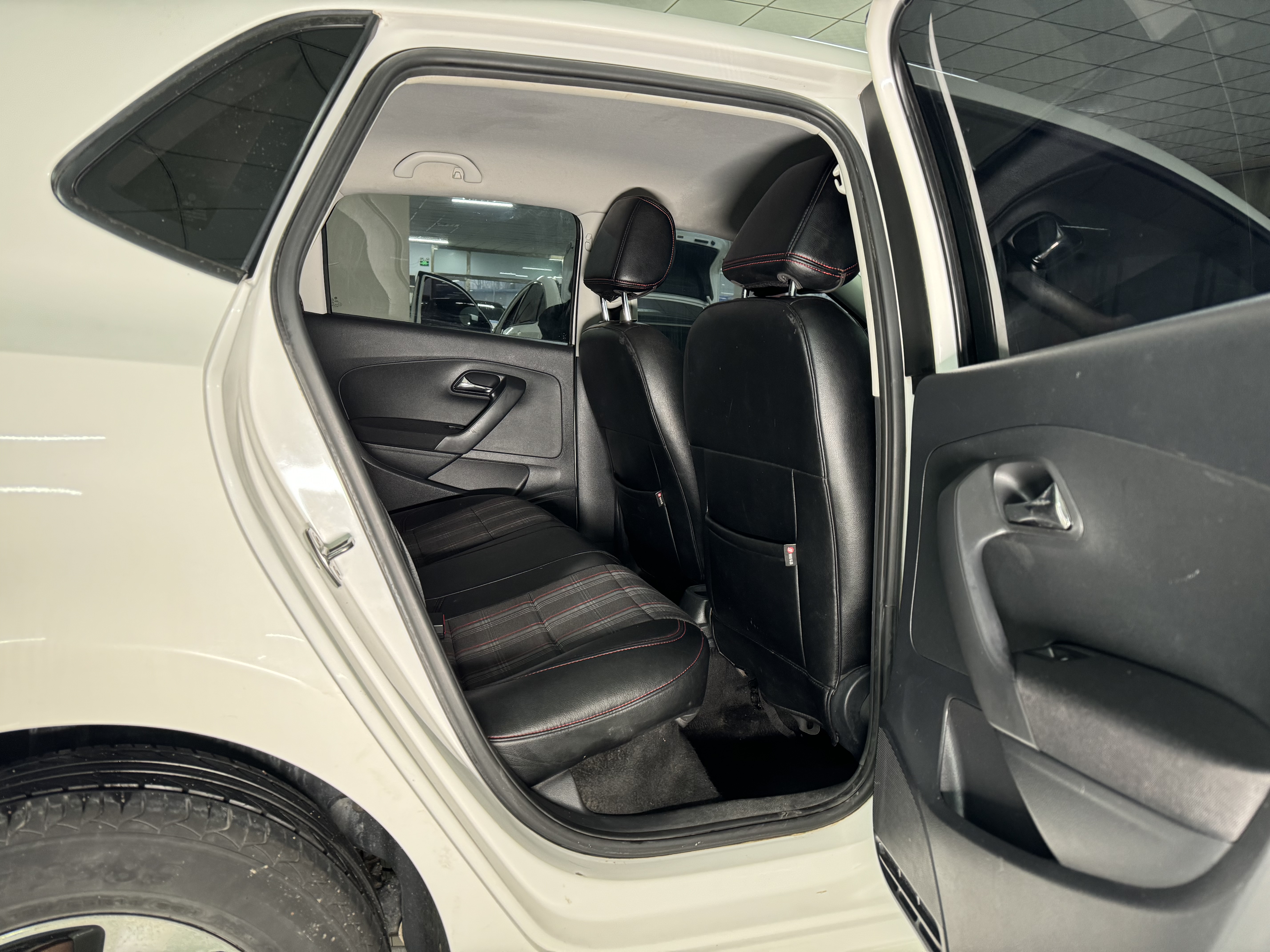 Polo 2017 #14 Polo 2017 car image #14
