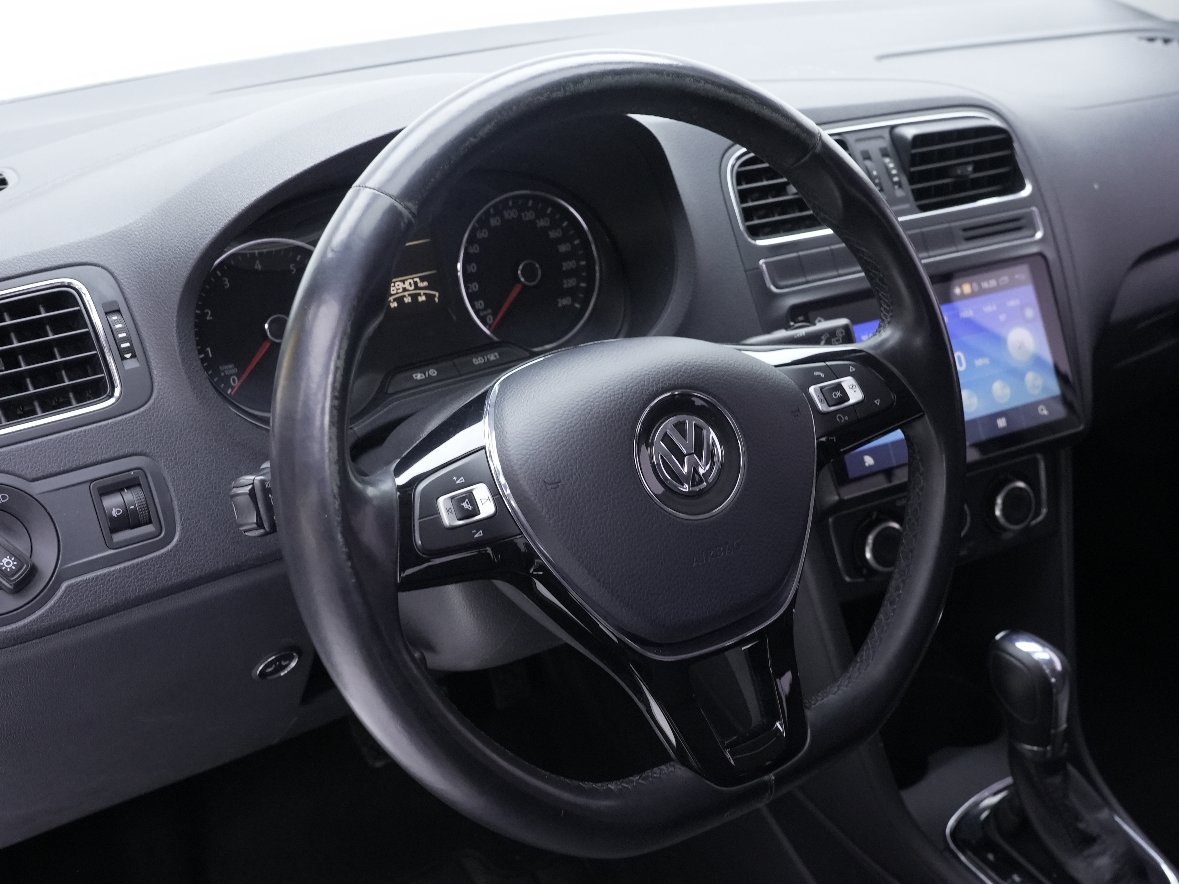 Polo 2017 immagine di auto #14