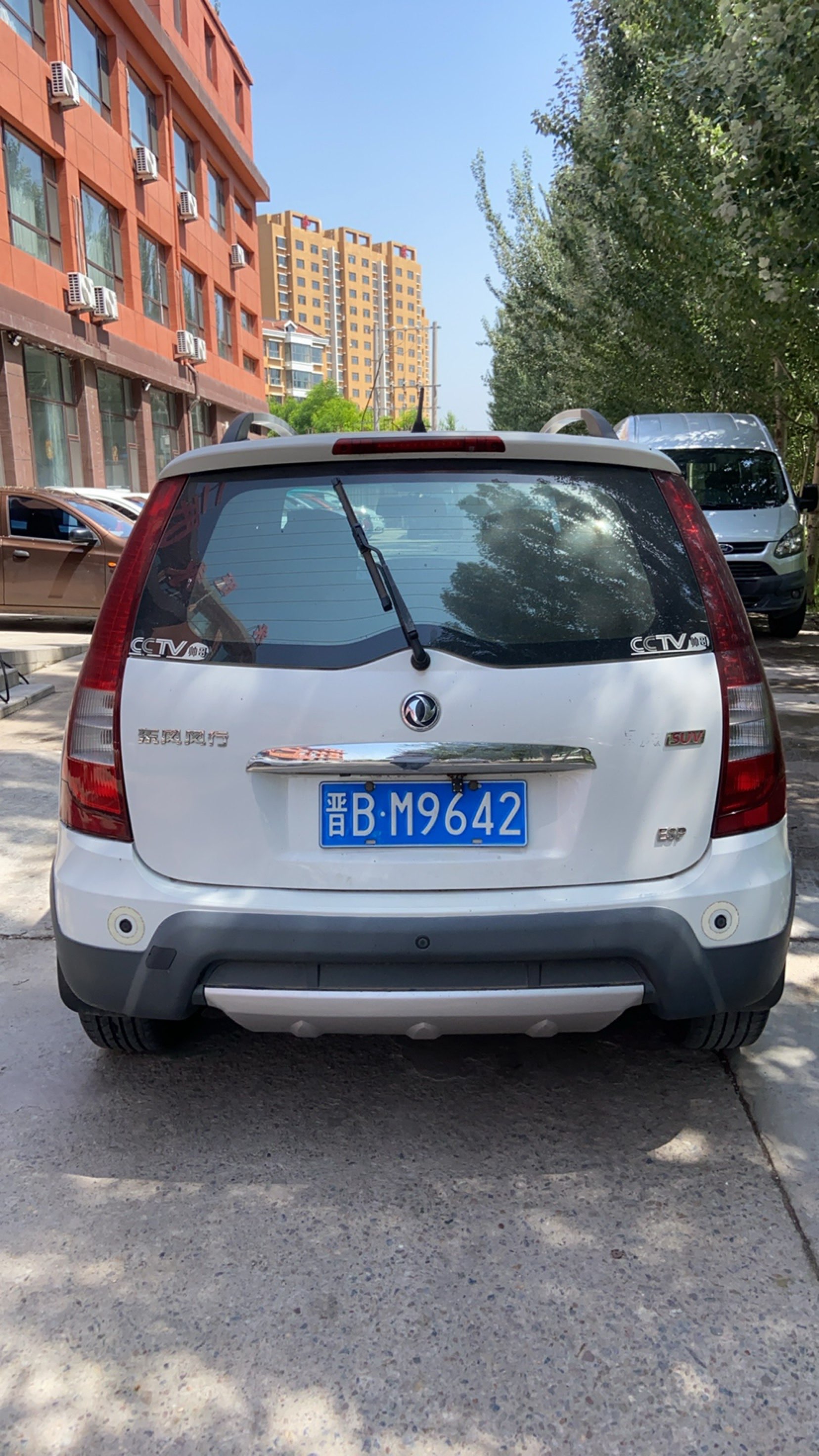 Forthing JOYEAR SUV 2012 car image #14