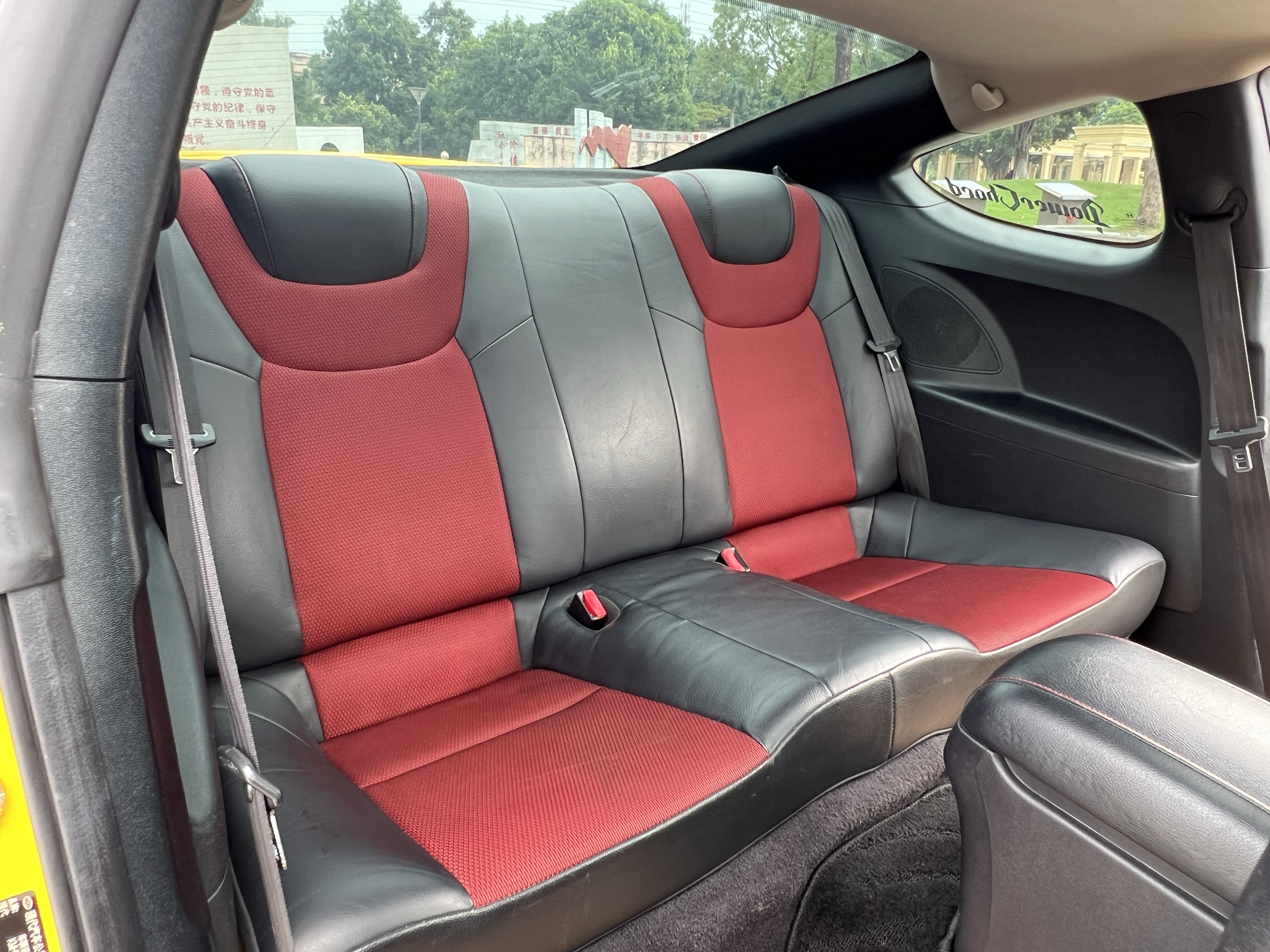 Hyundai Rohens-Coupe 2012 #14 Hyundai Rohens-Coupe 2012 car image #14