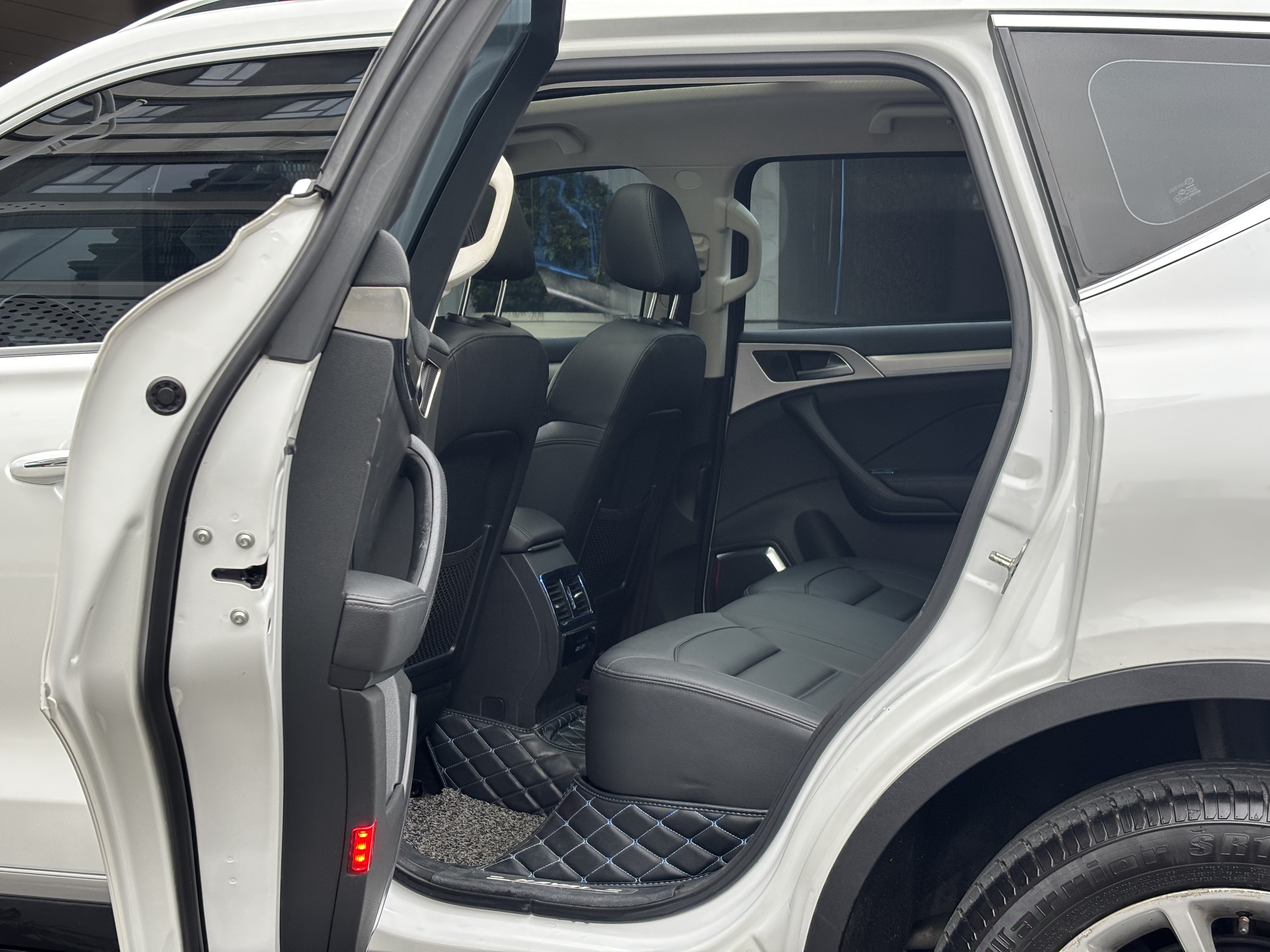 Haval H7 2016 car image #14