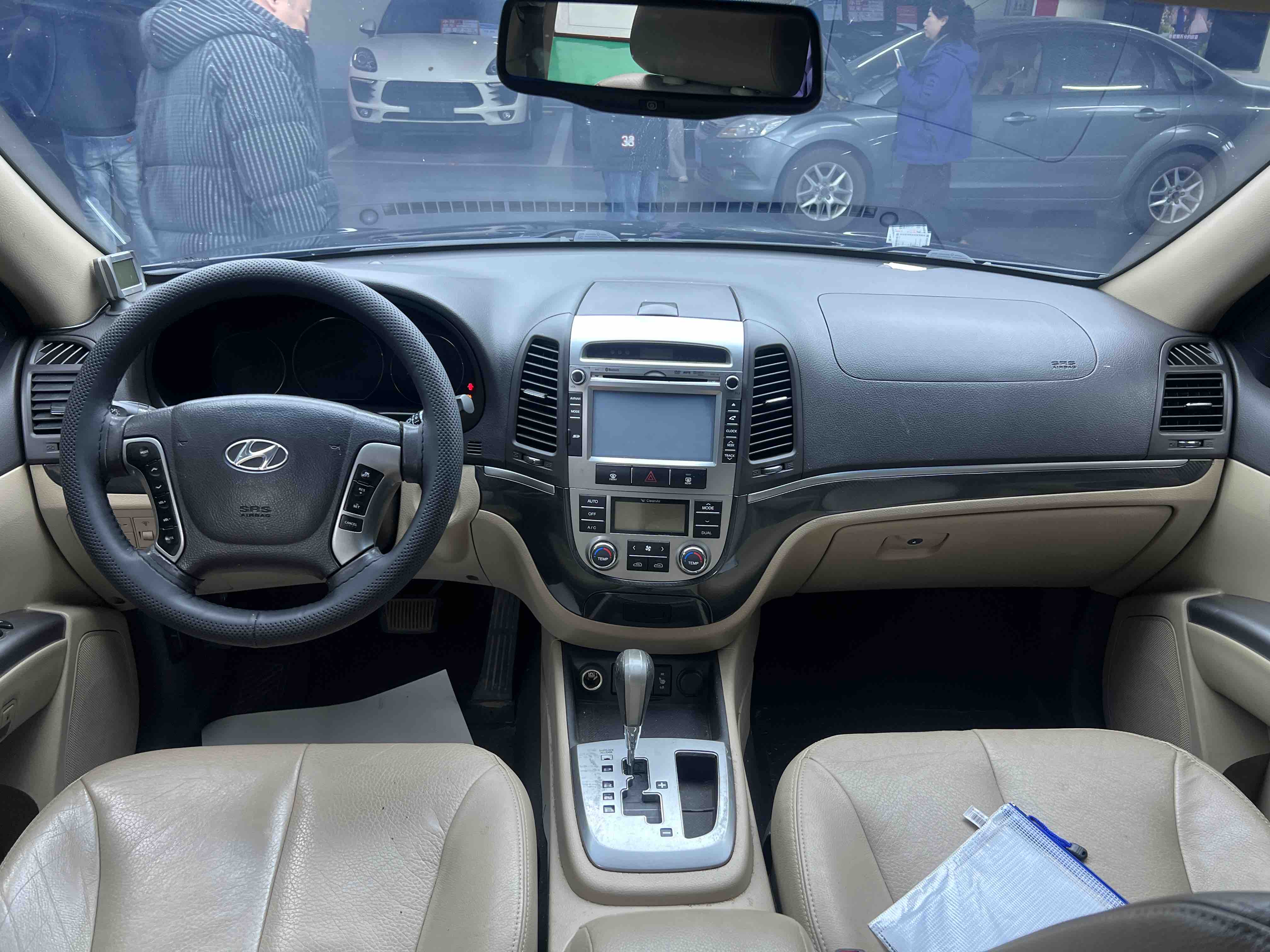 Hyundai Santa Fe Classic 2012 car image #14