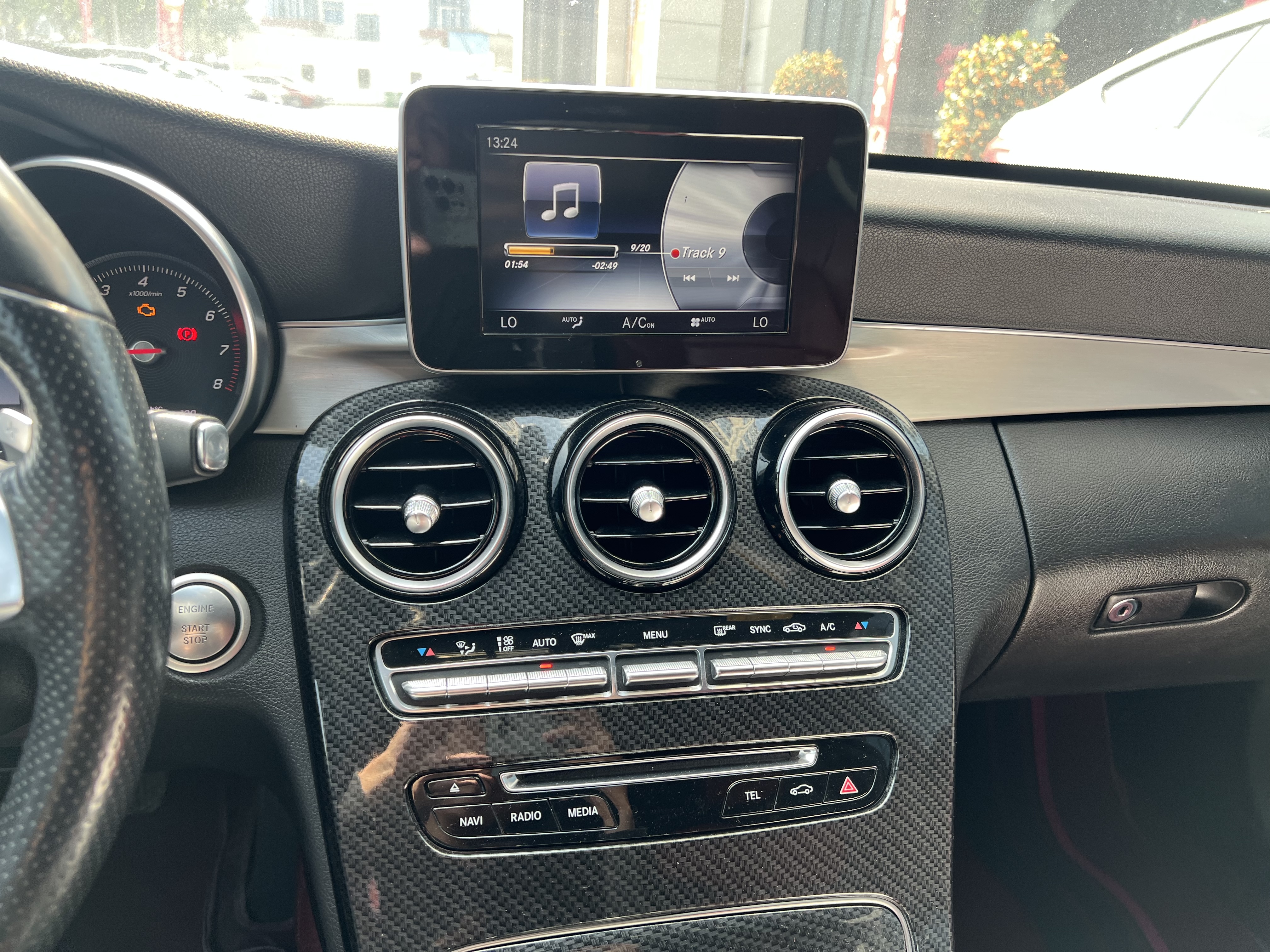 Mercedes-Benz C Class 2016 immagine di auto #14