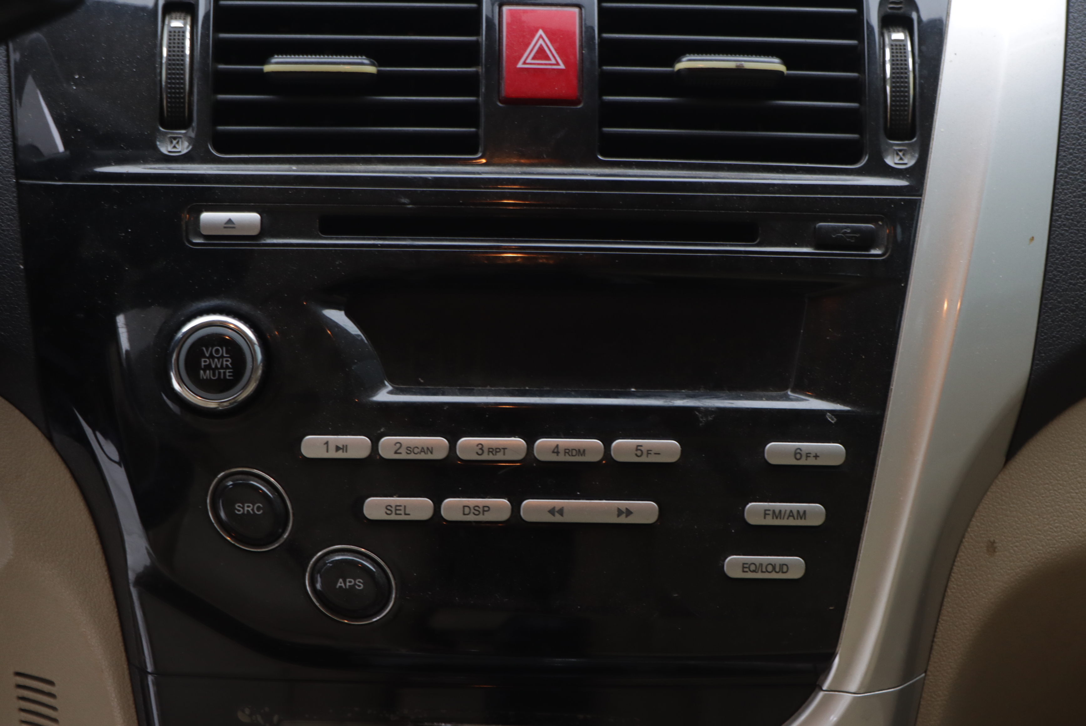 Great Wall C30 2013 car image #14