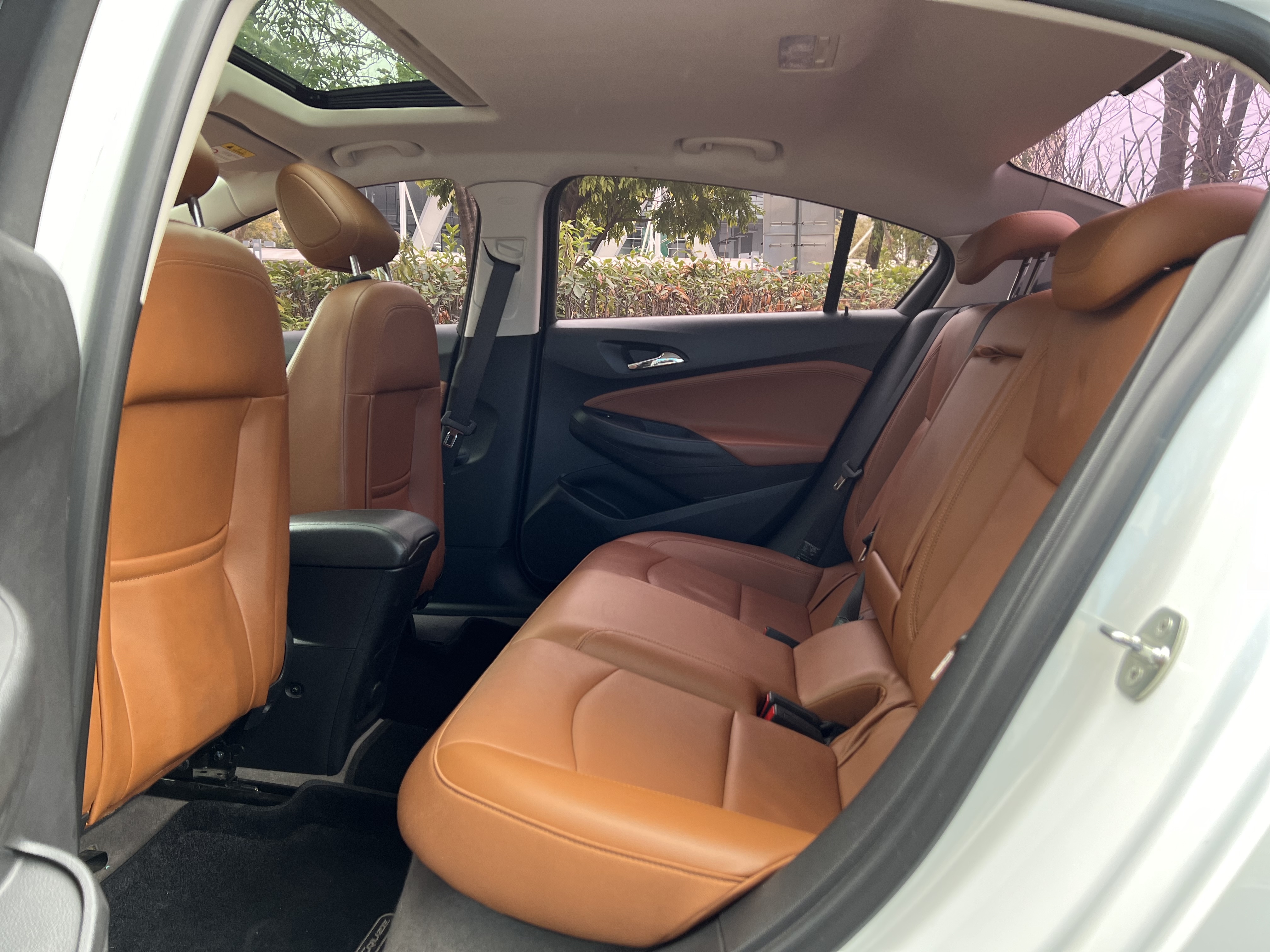 Chevrolet Cruze 2015 immagine di auto #14