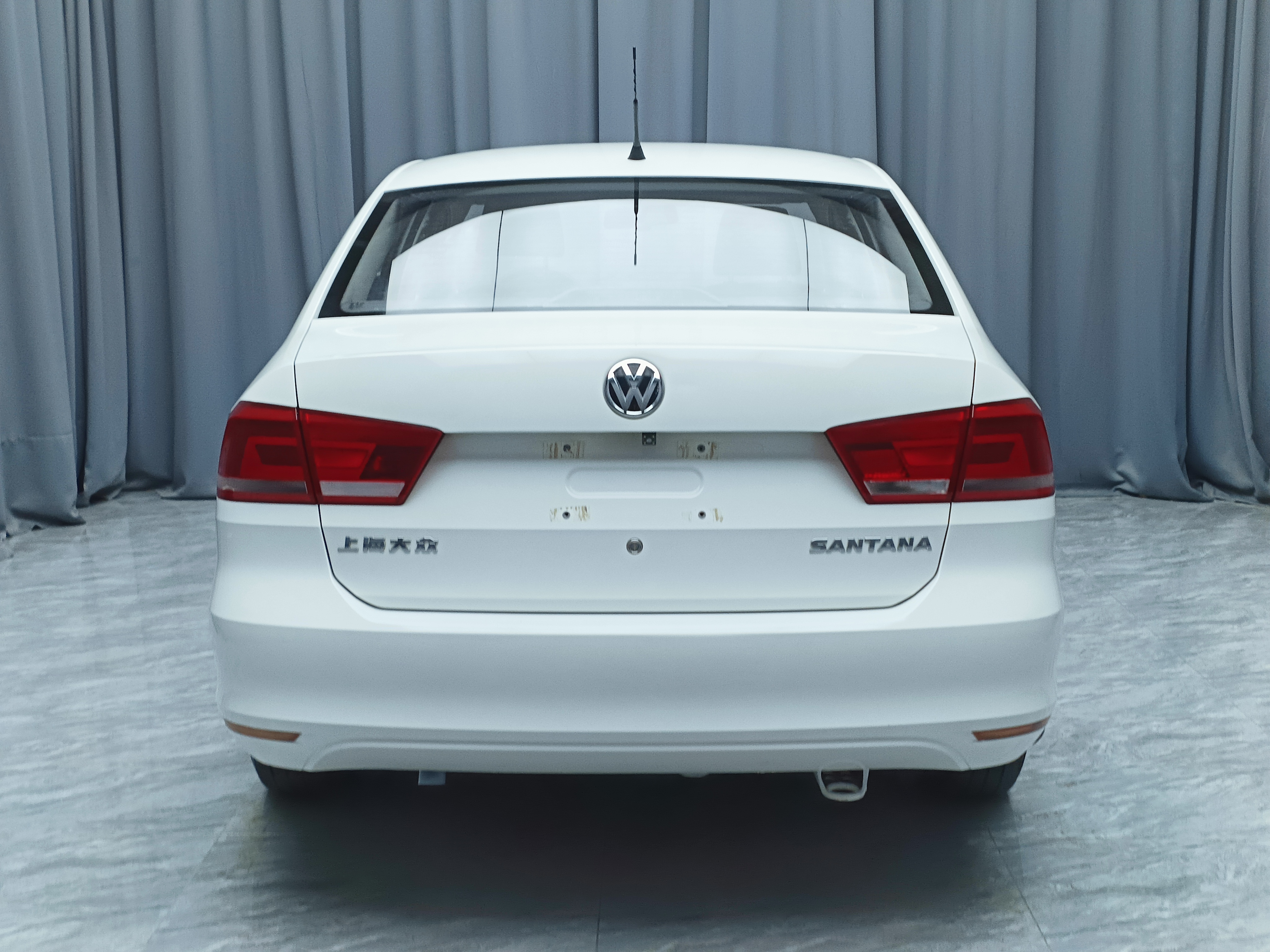 Santana 2015 car image #14