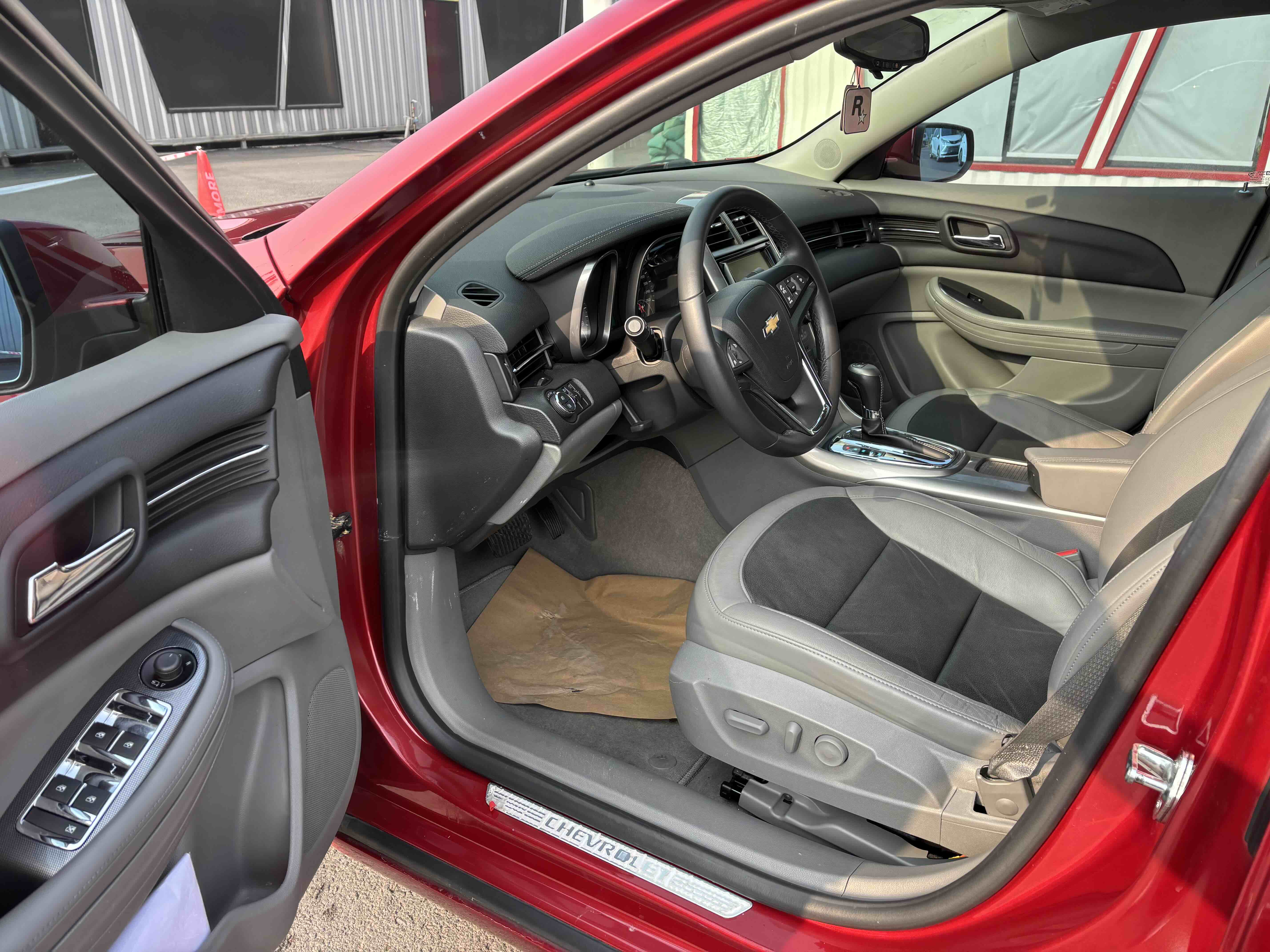 Chevrolet Malibu 2013 изображение автомобиля #14