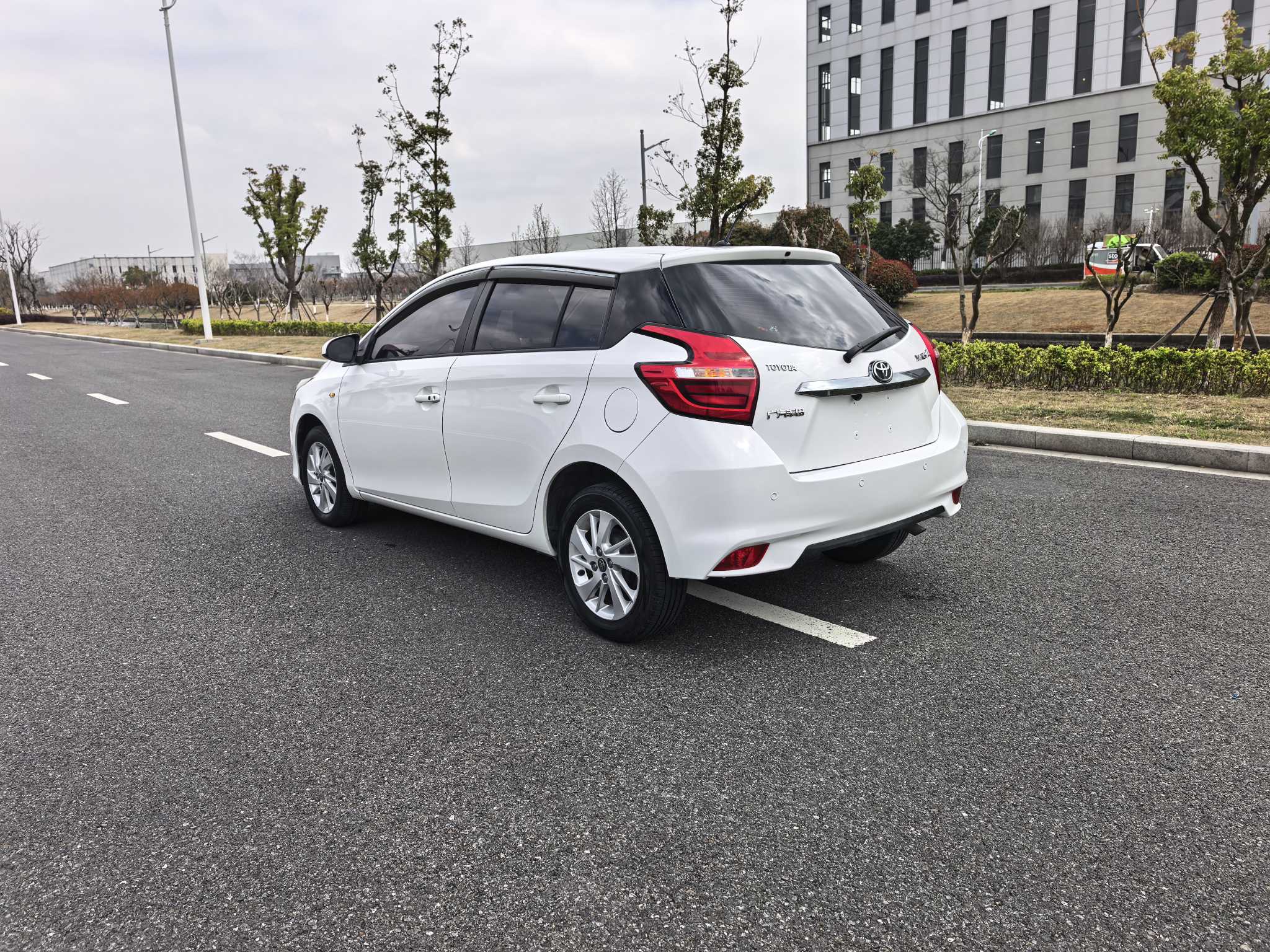 Toyota Yaris L Zhixuan 2017 immagine di auto #14