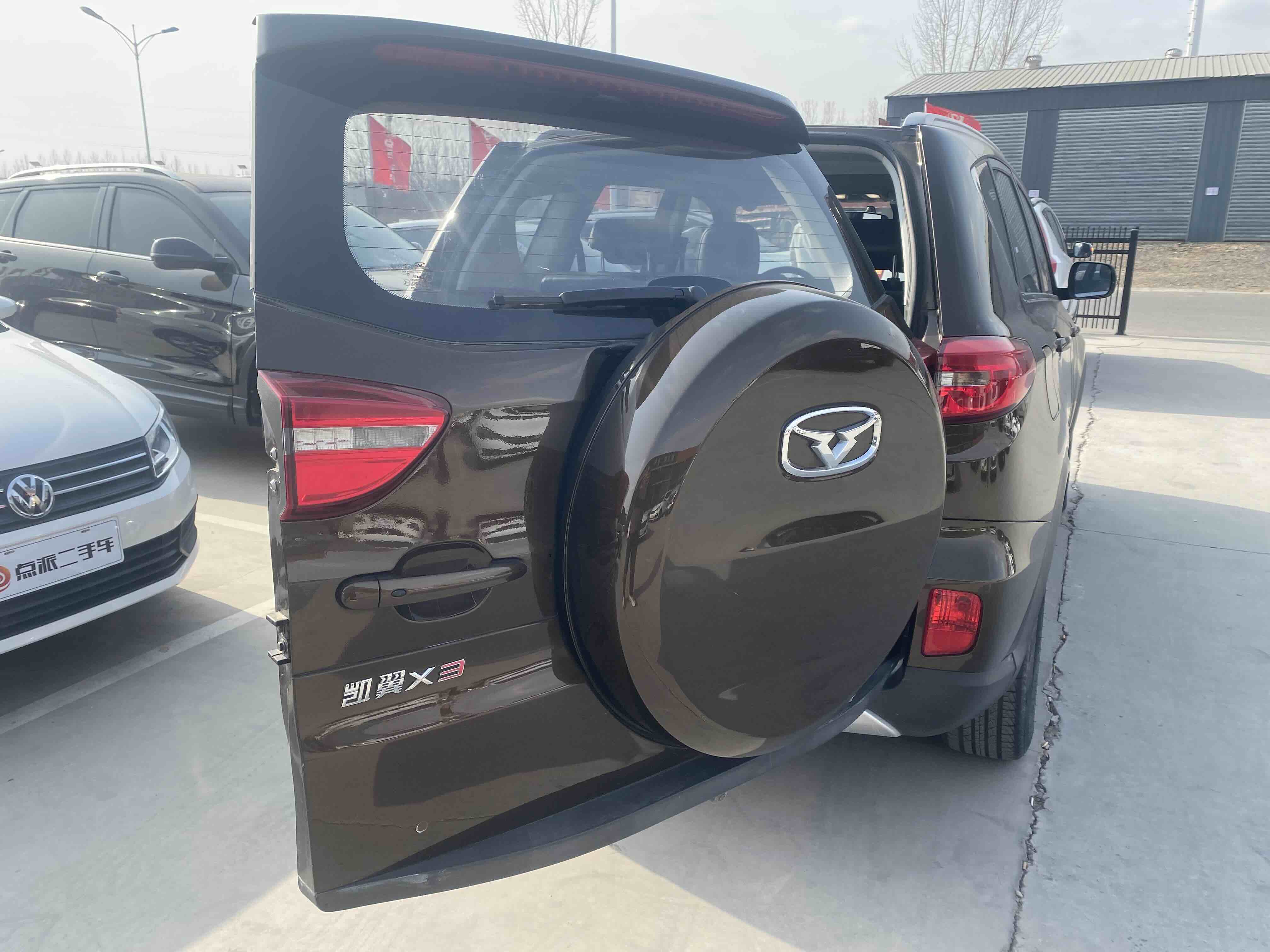 Kaiyi X3 2017 #14 Kaiyi X3 2017 car image #14