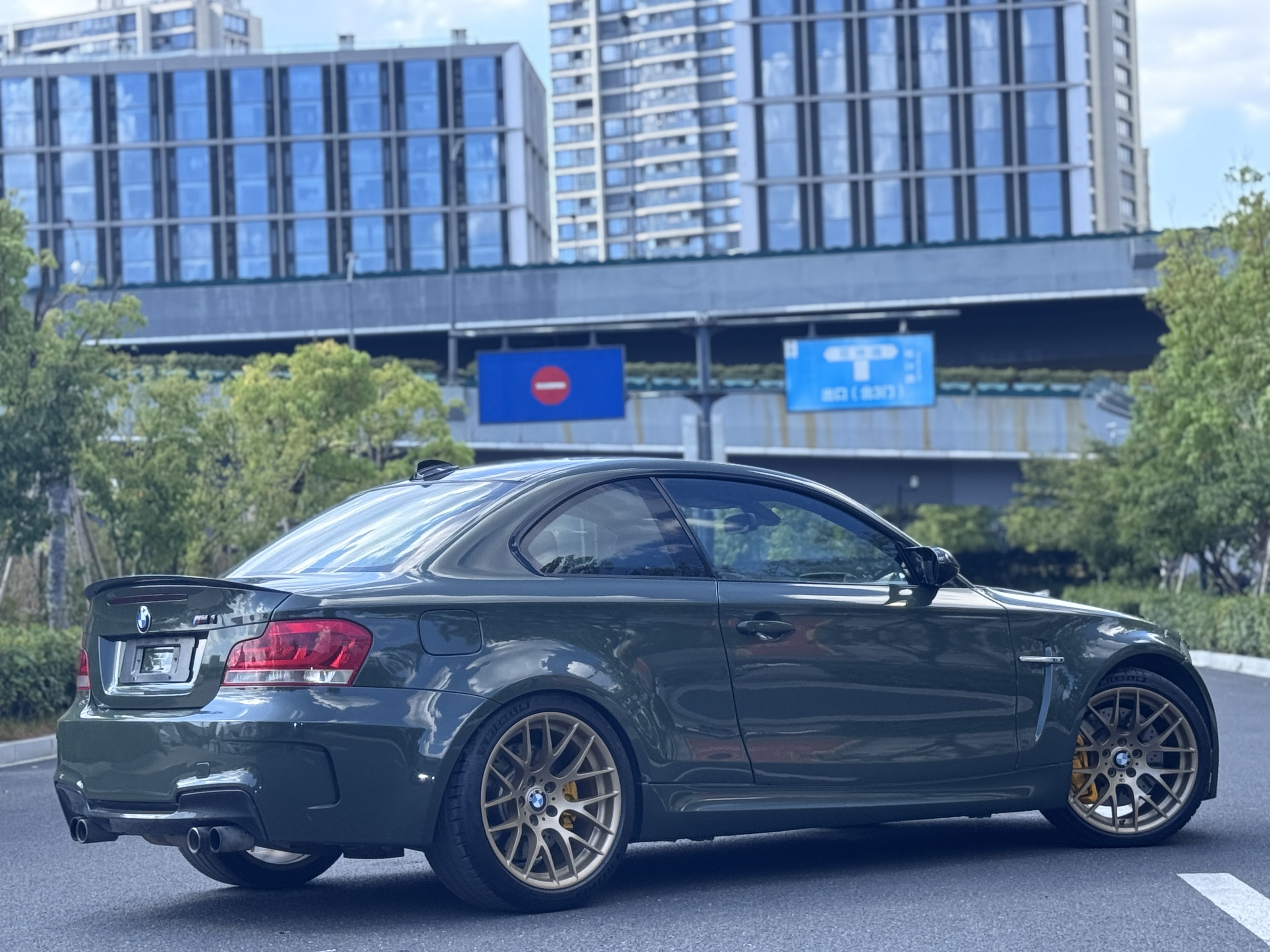 BMW 1 Series M 2012 #14 BMW 1 Series M 2012 car image #14