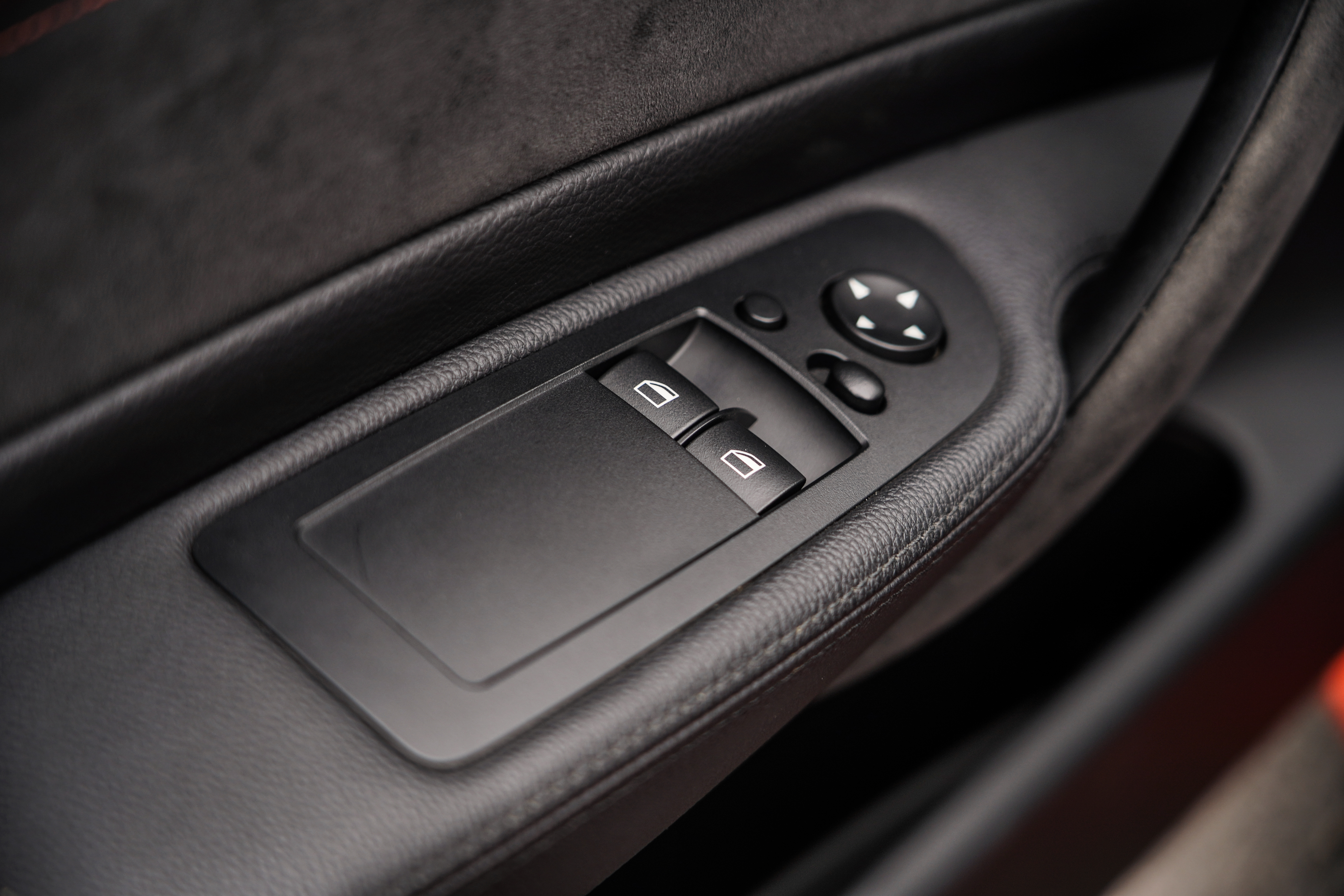 BMW 1 Series M 2012 car image #14