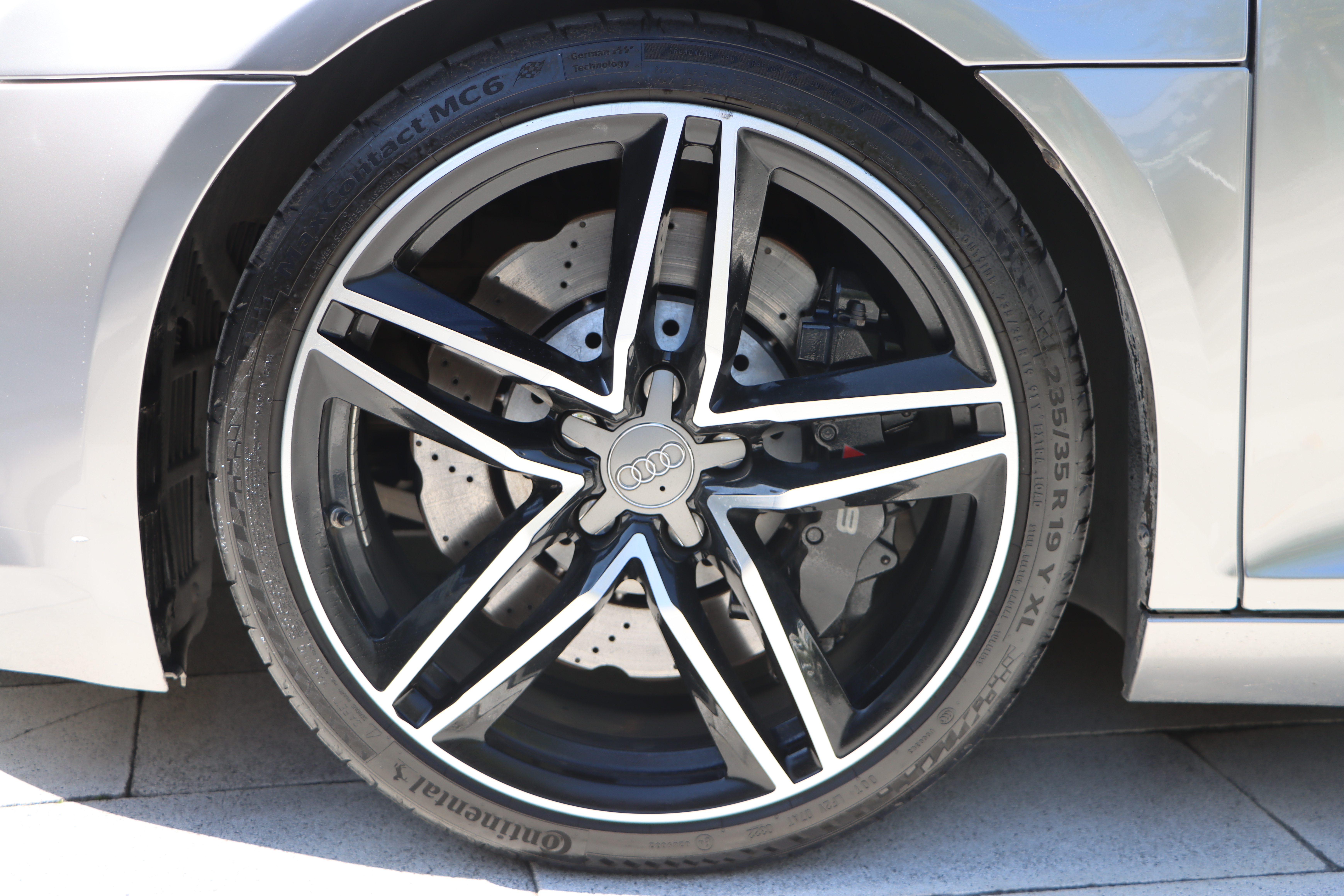 Audi R8 2016 car image #14