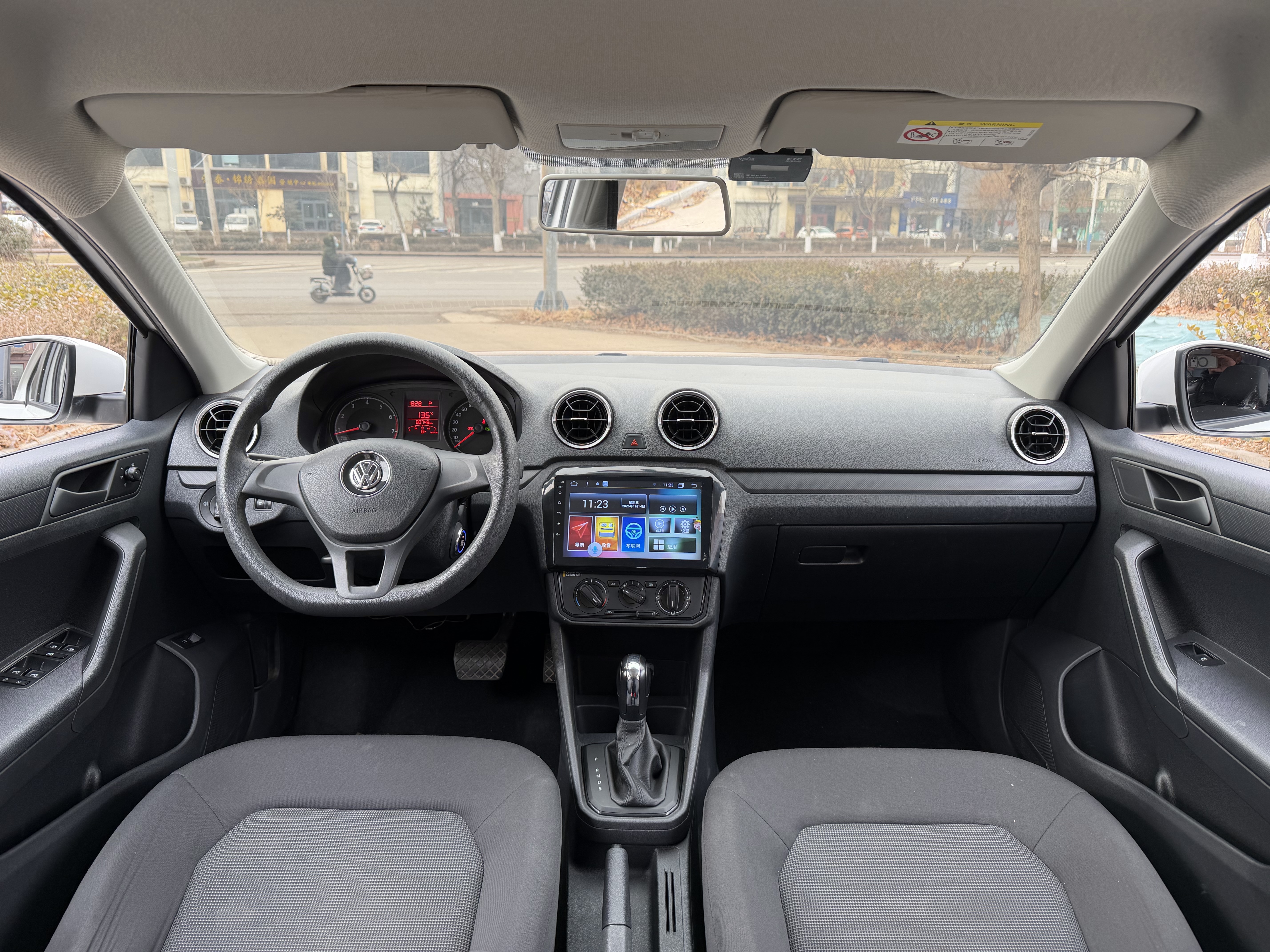 Jetta Jetta 2017 #14 Jetta Jetta 2017 car image #14