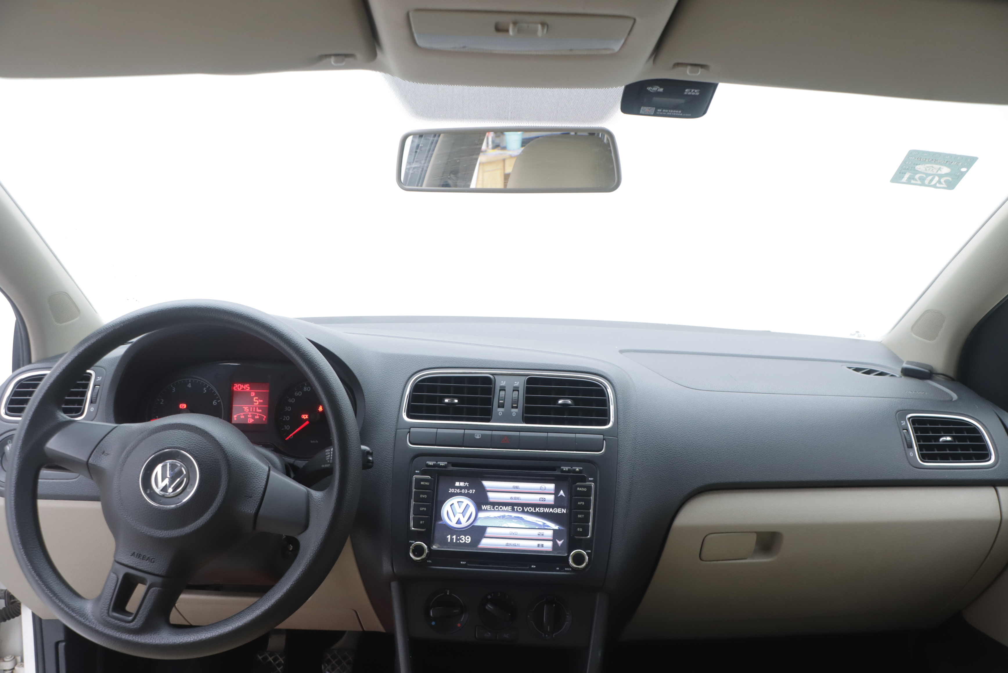 Polo 2014 #14 Polo 2014 car image #14