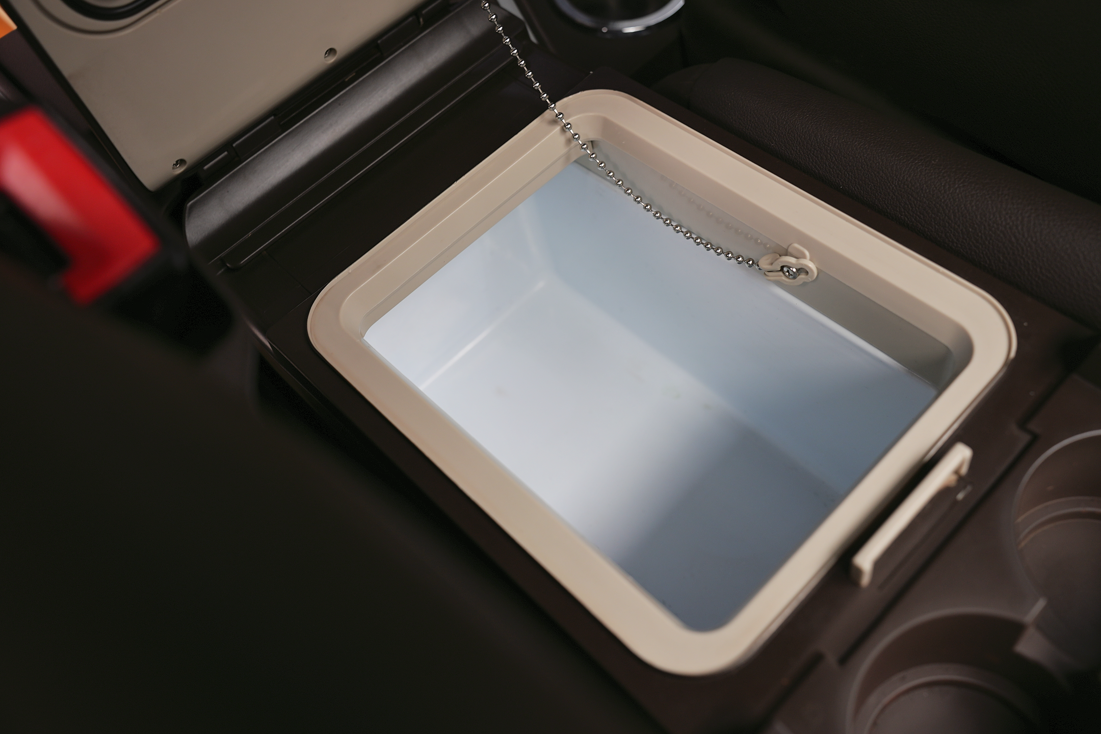 Volkswagen Caravelle 2017 car image #14