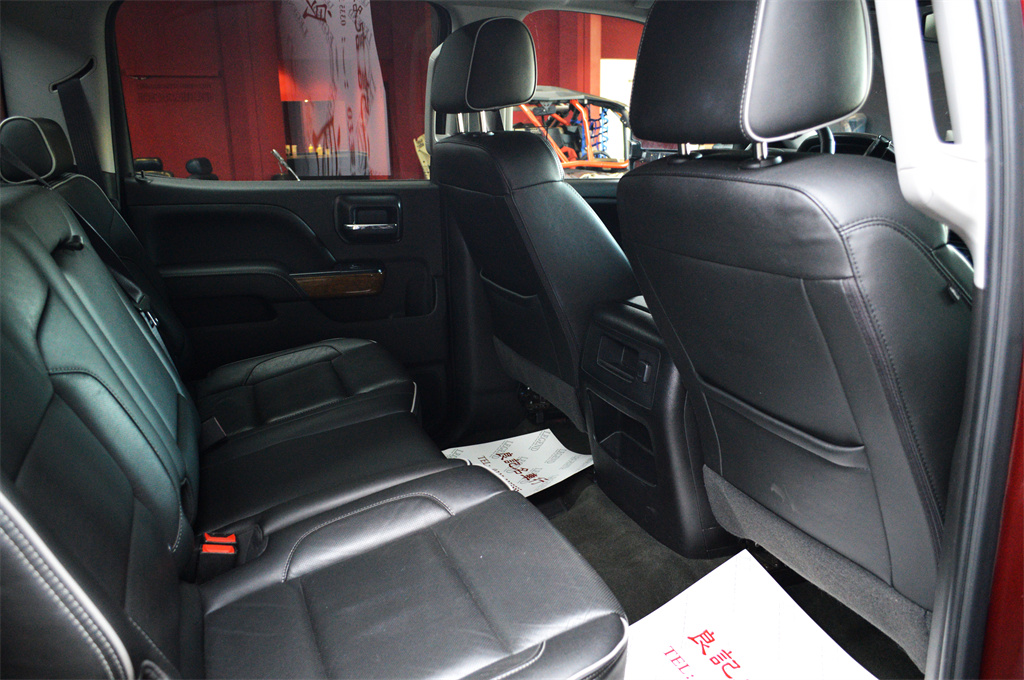 Chevrolet Silverado 2018 car image #14