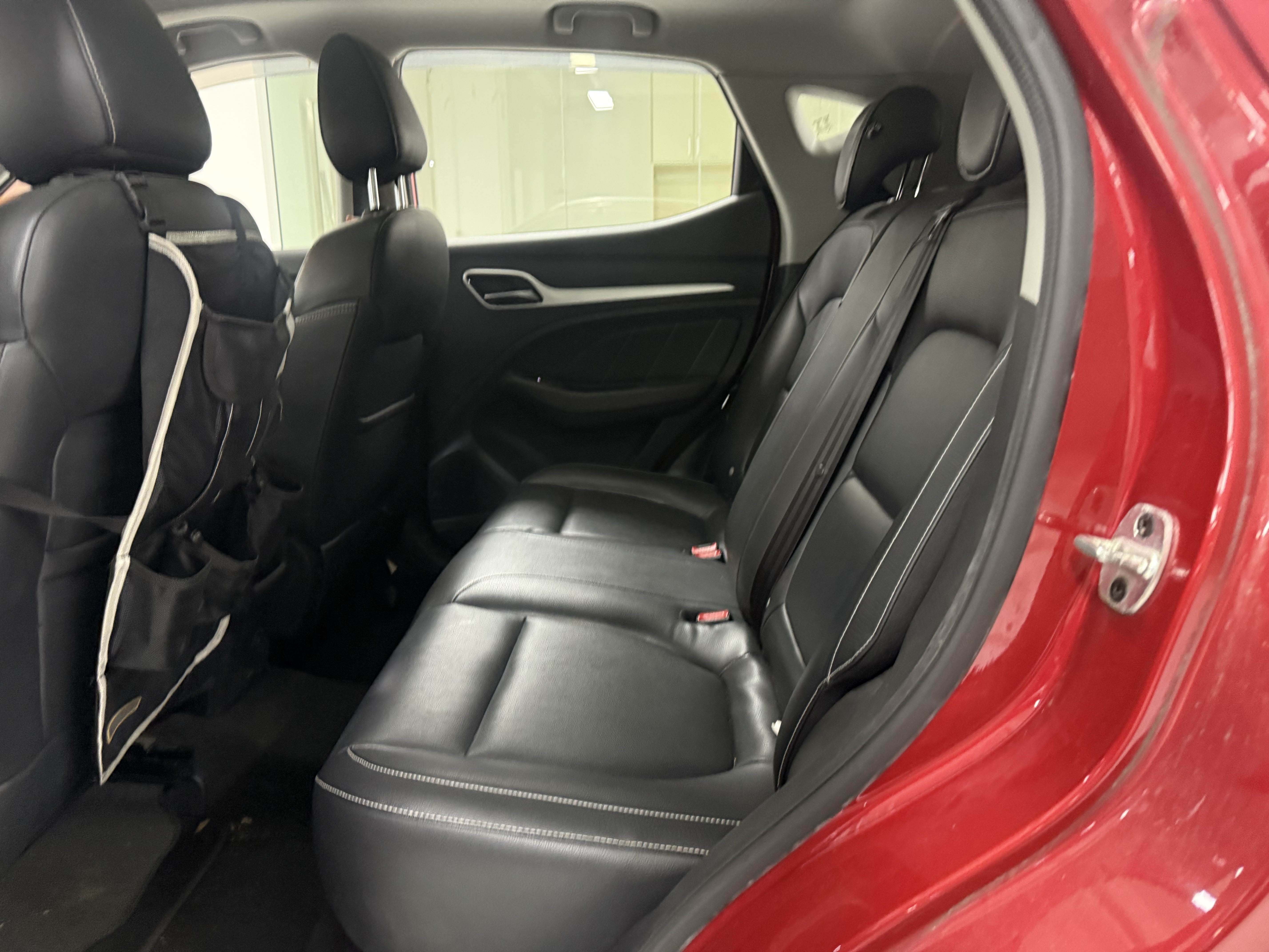 MG ZS 2017 car image #14