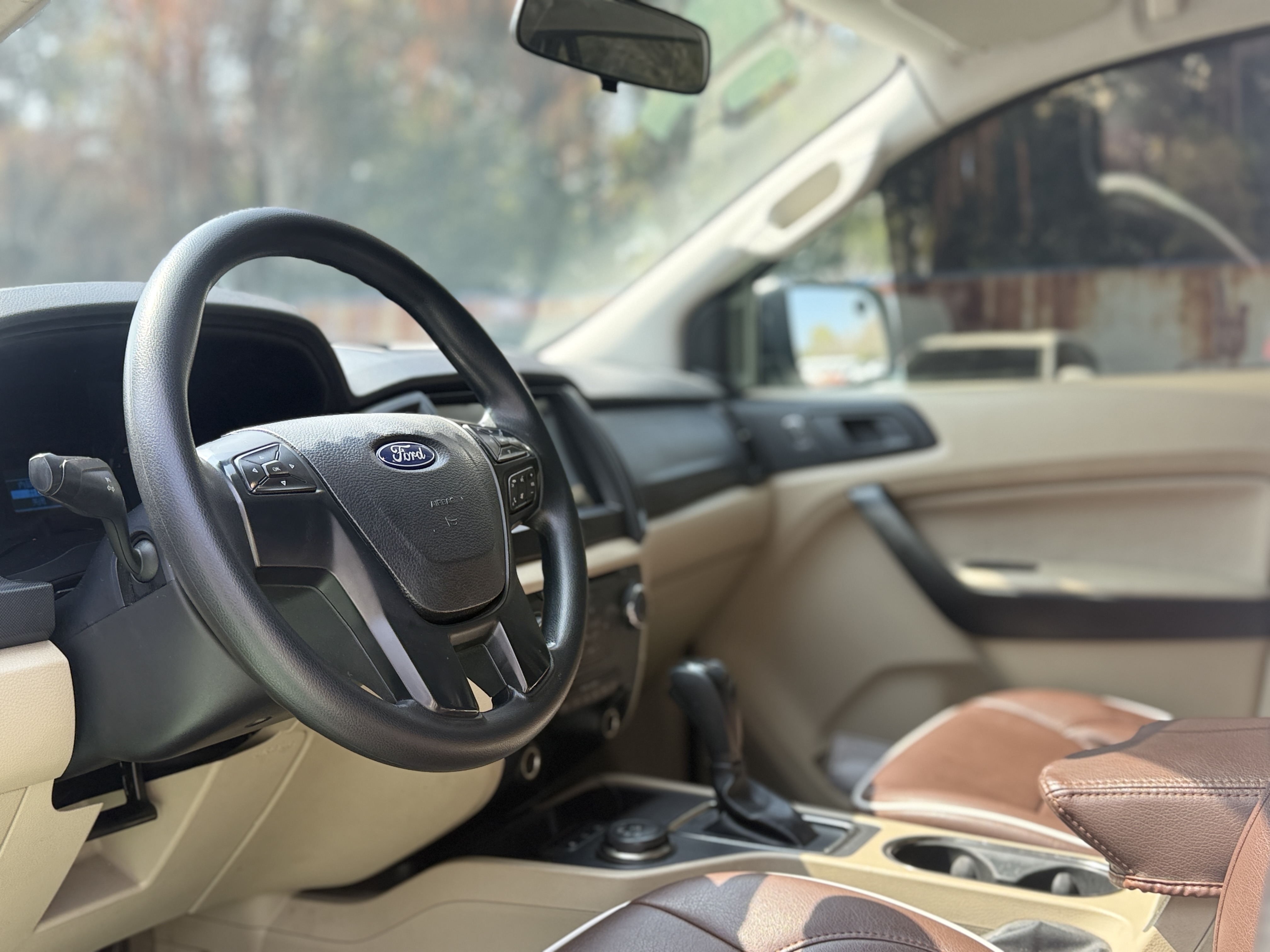 Ford Everest 2017 car image #14