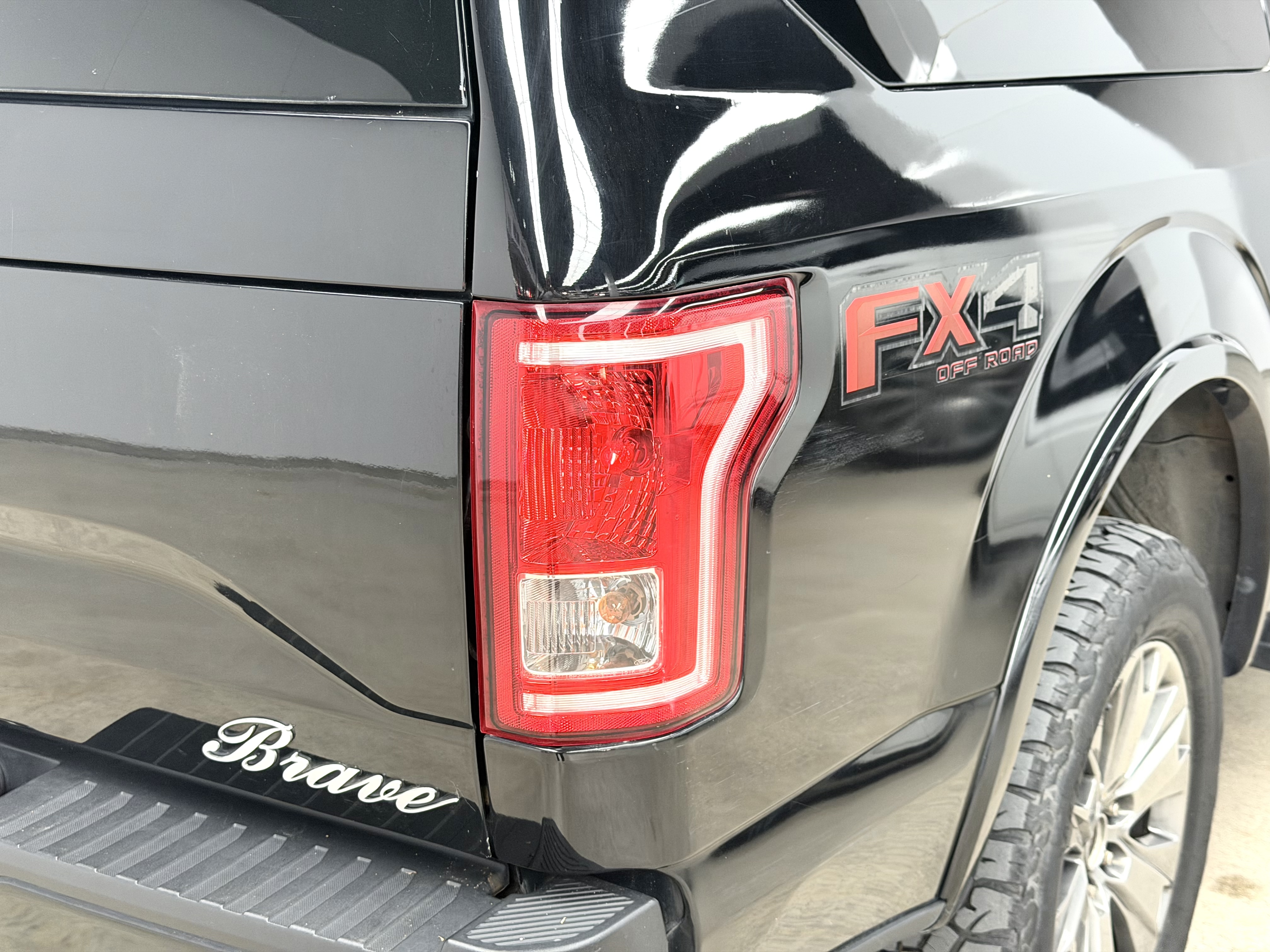 Ford F-150 Raptor 2017 car image #14