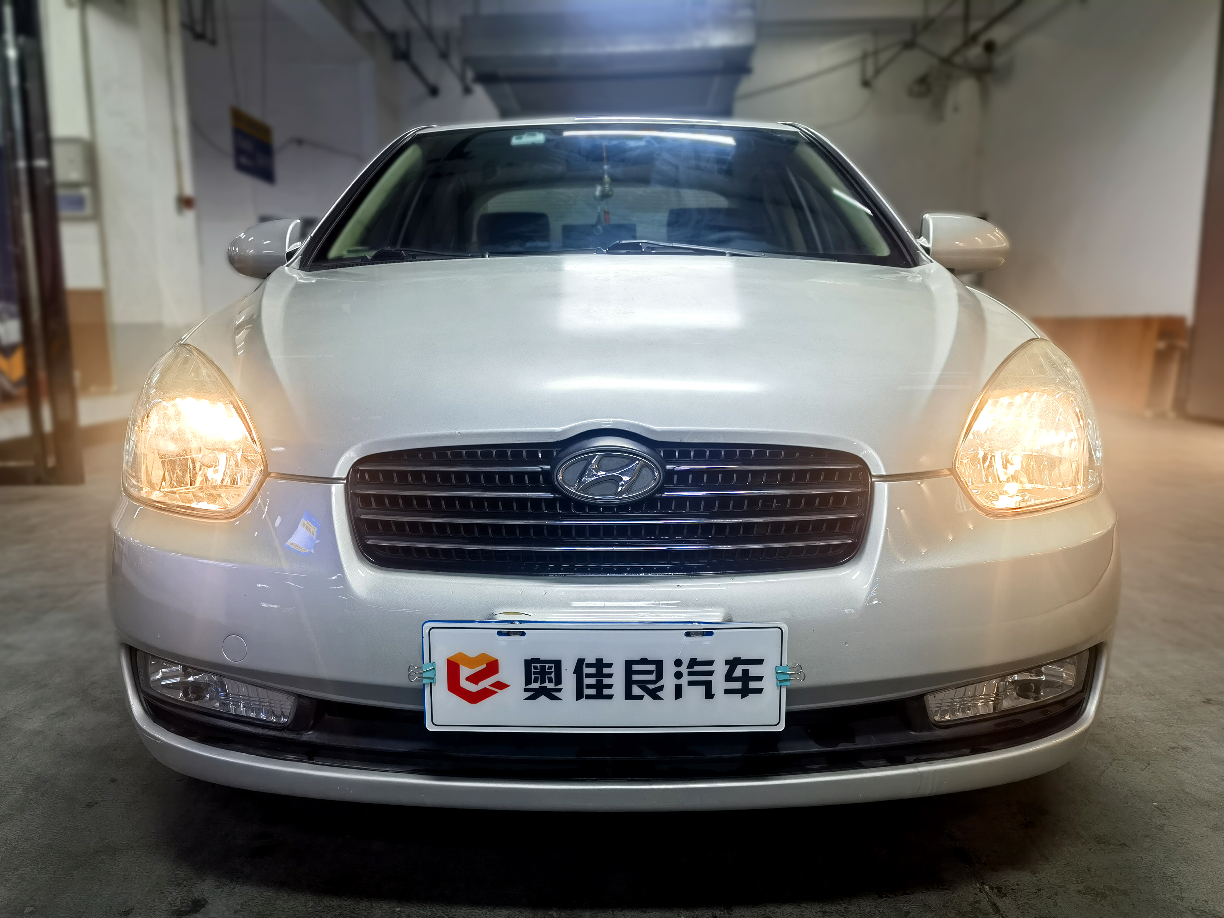 Hyundai Accent 2010 #14 Hyundai Accent 2010 car image #14