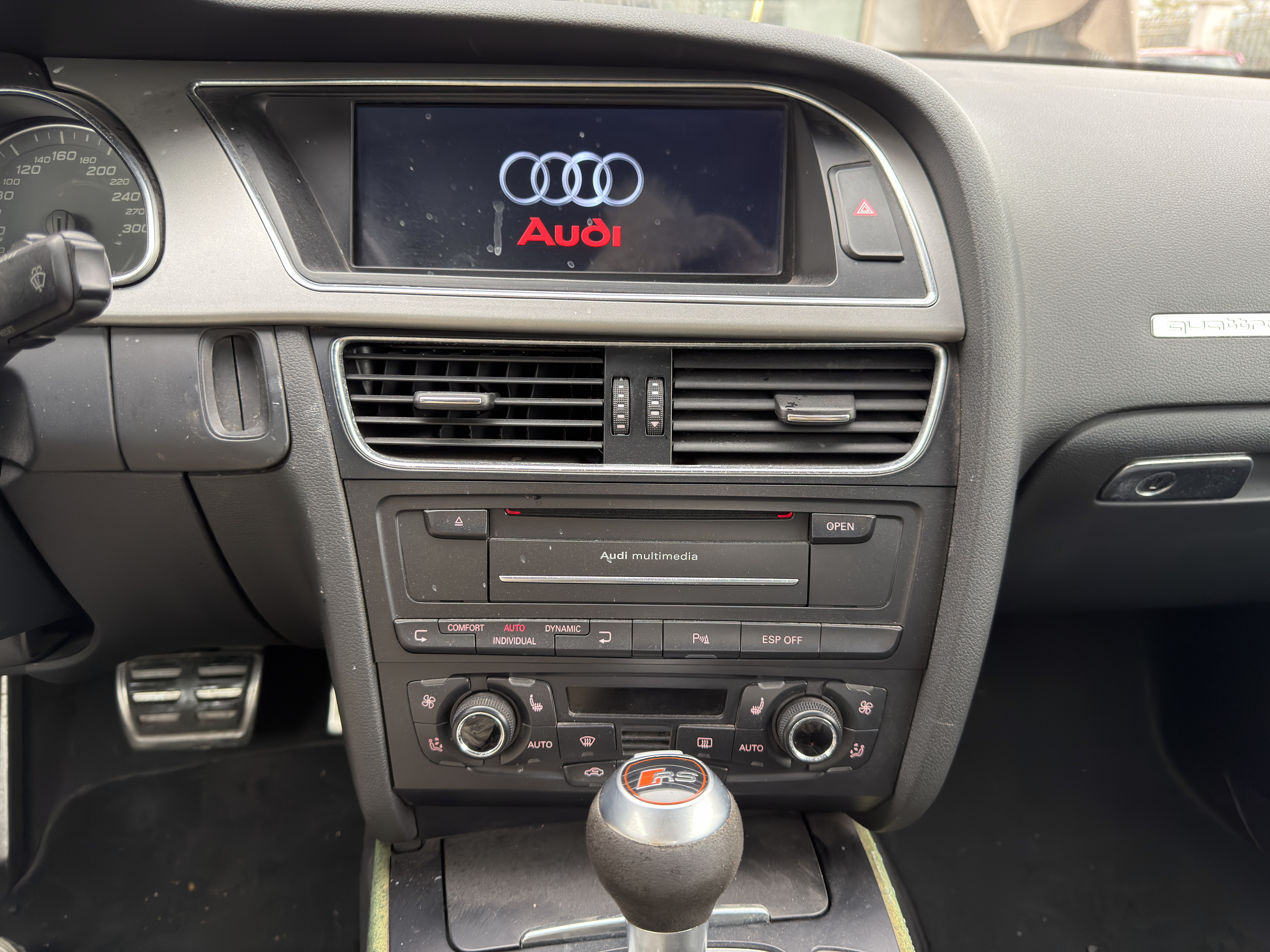 Audi S5 2010 صورة سيارة #14