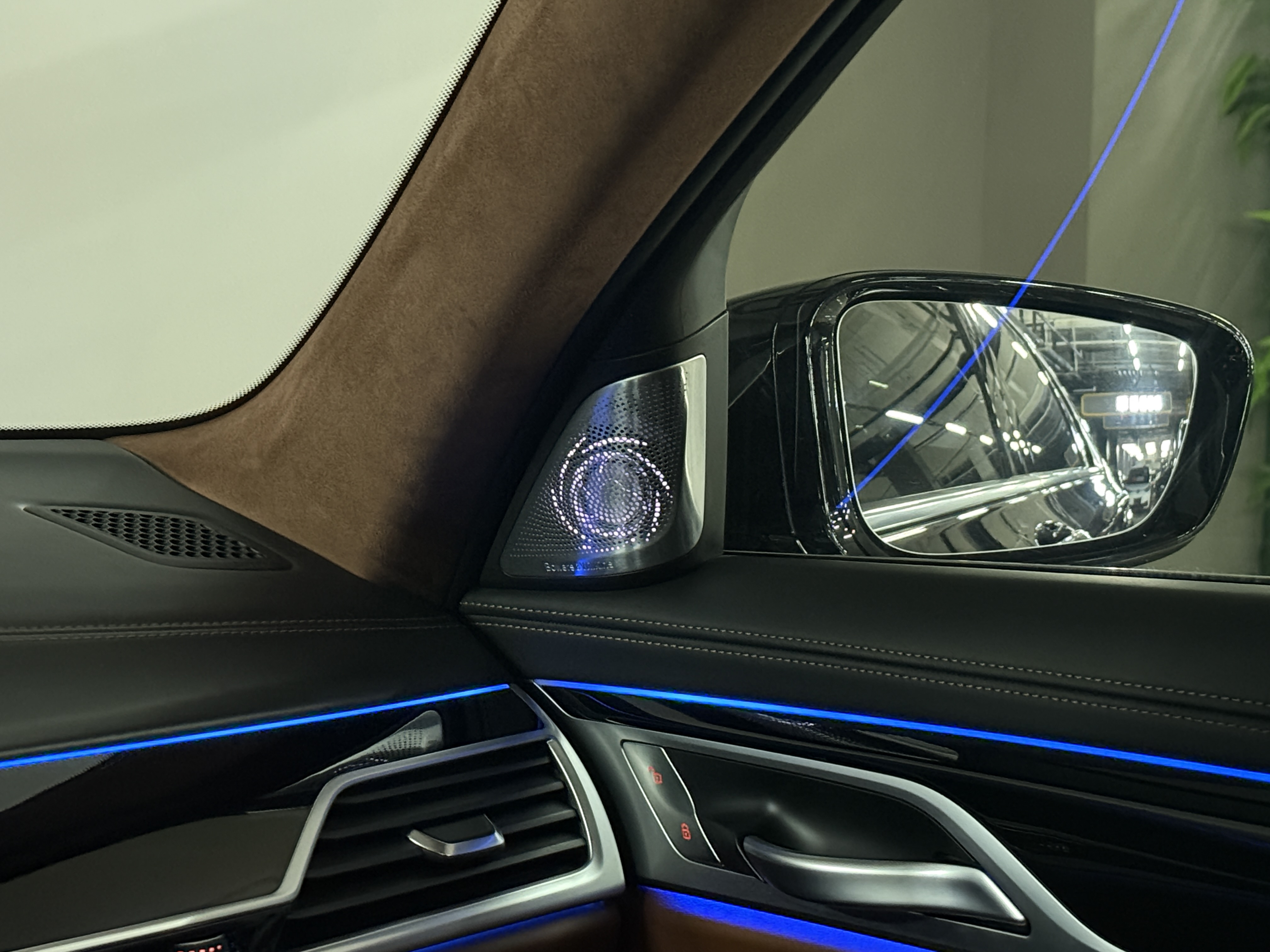 BMW 7 Series 2019 #14 BMW 7 Series 2019 car image #14