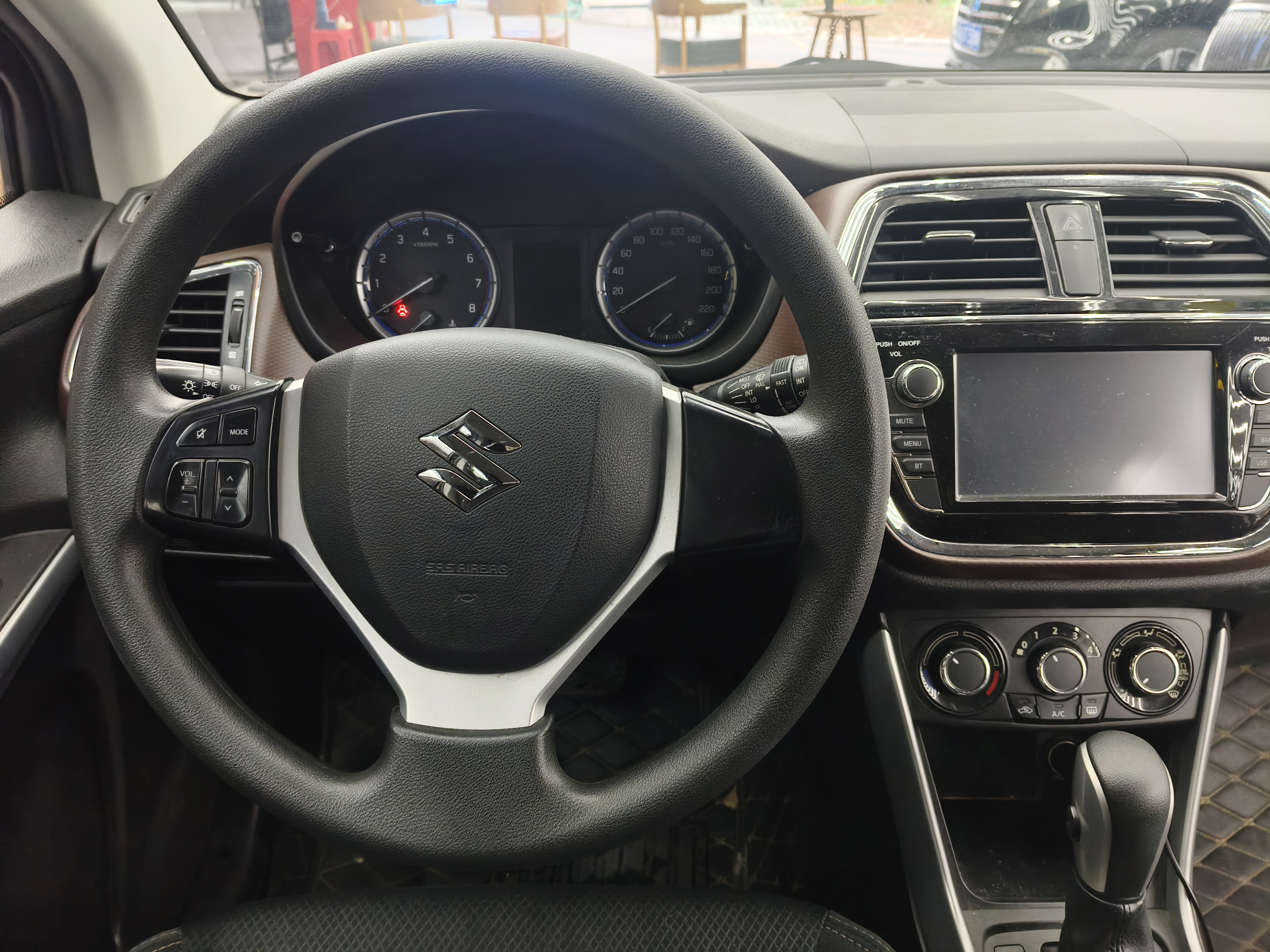 铃木 骁途 2017 汽车图片 #14