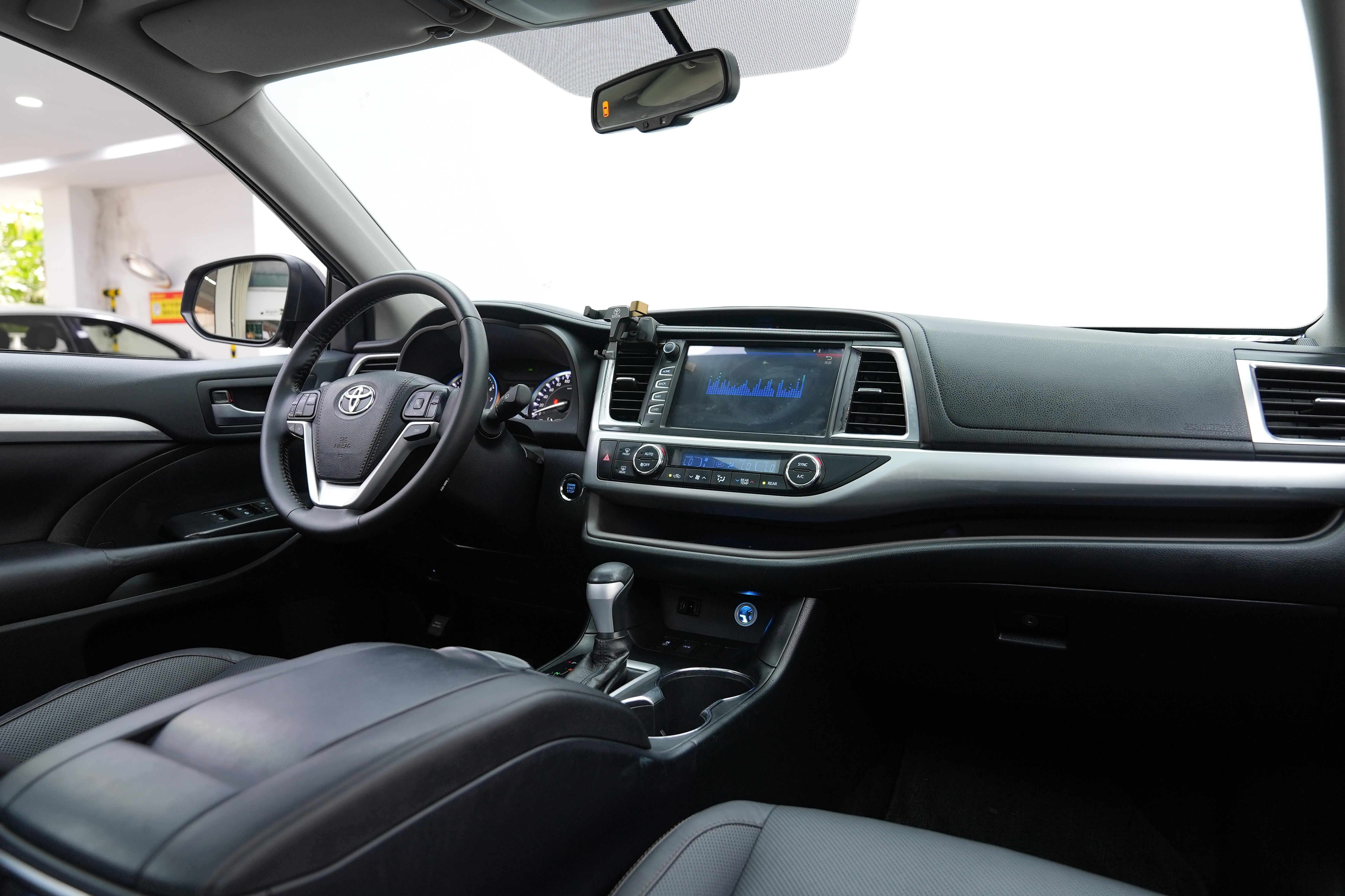 Toyota Highlander 2017 #14 Toyota Highlander 2017 car image #14