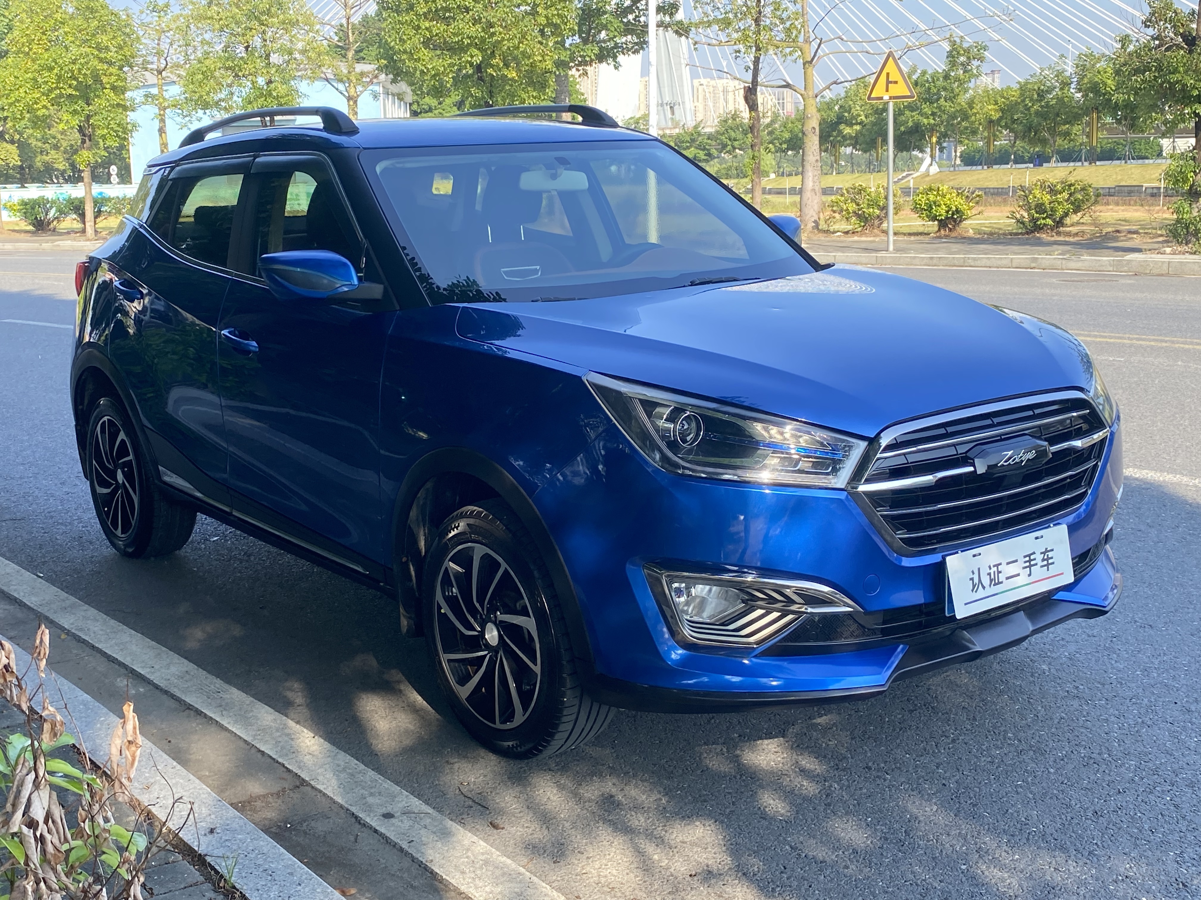 众泰 众泰T300 2018 汽车图片 #14