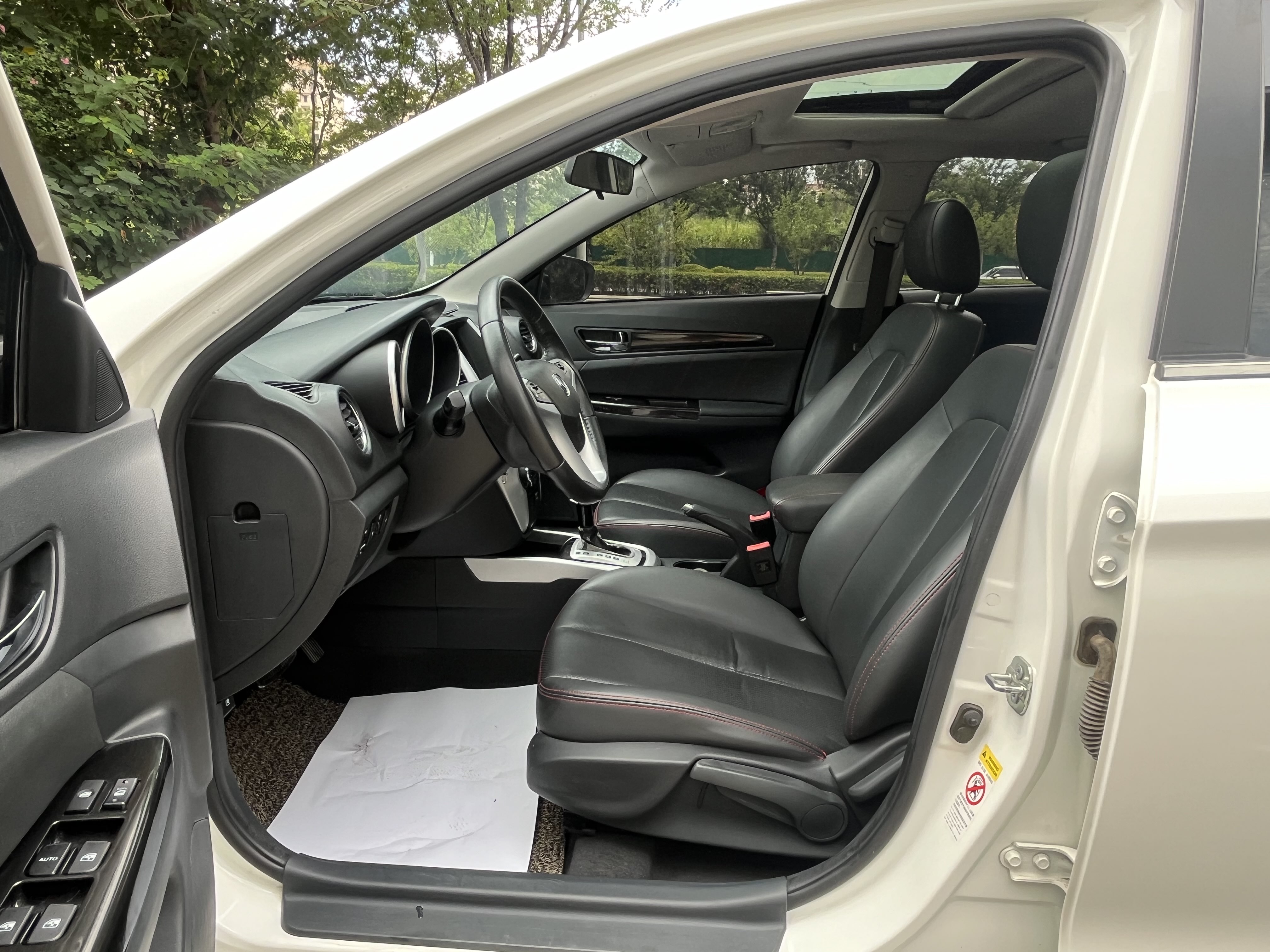 Changan Eado EV 2015 car image #14