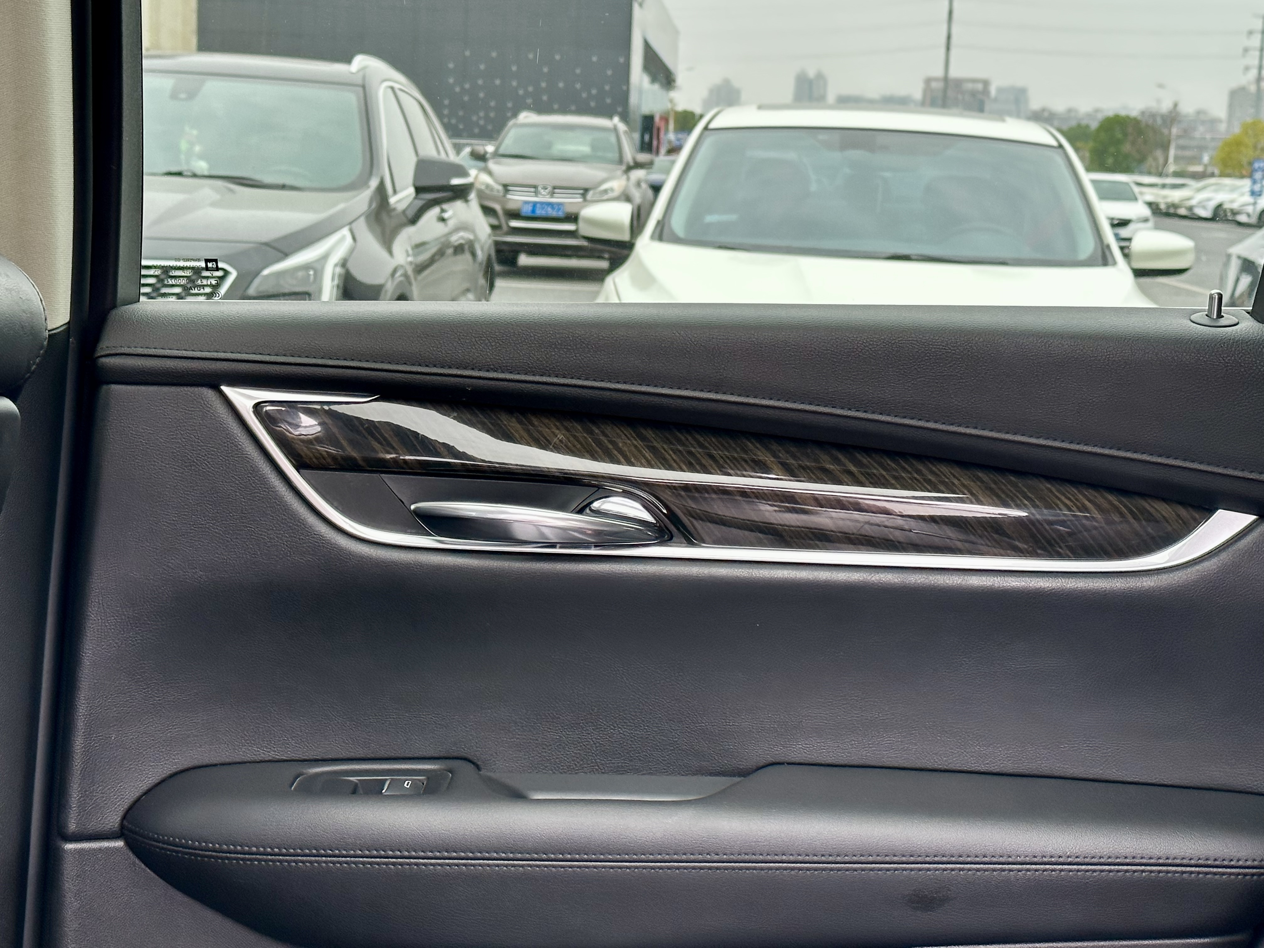 2019 #14 2019 car image #14