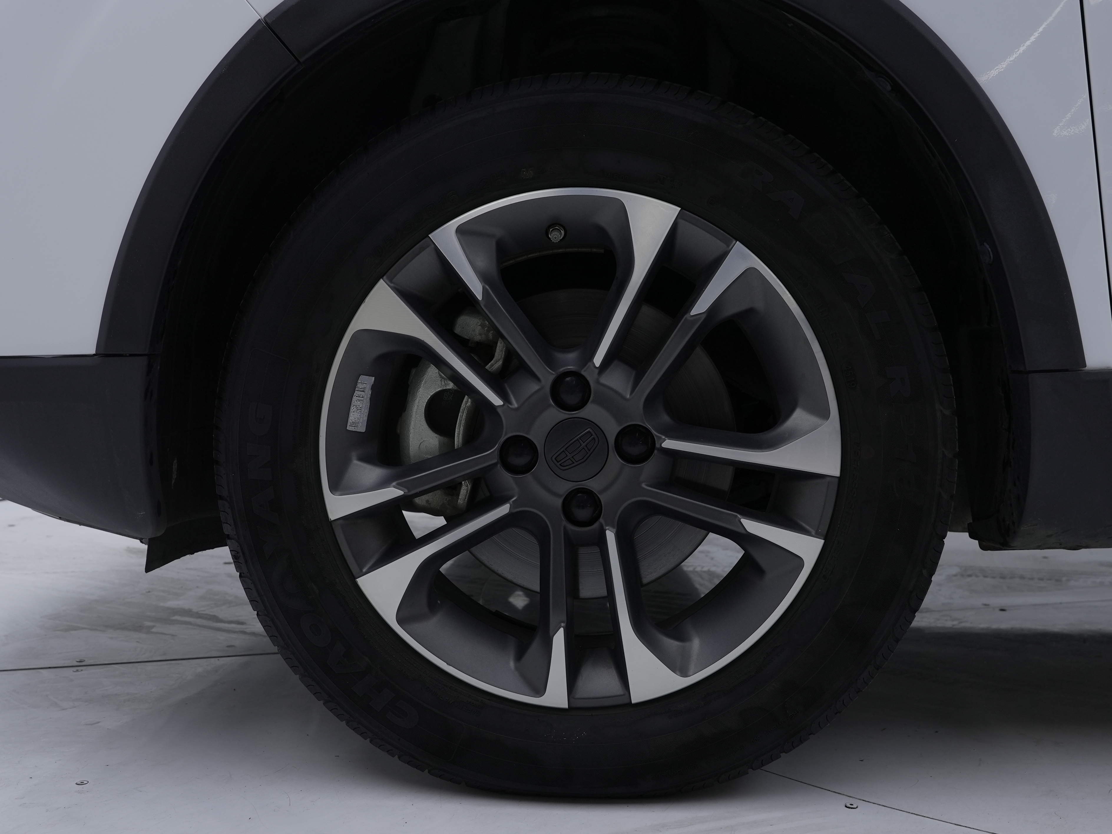 GEELY Vision X3 2019 car image #14