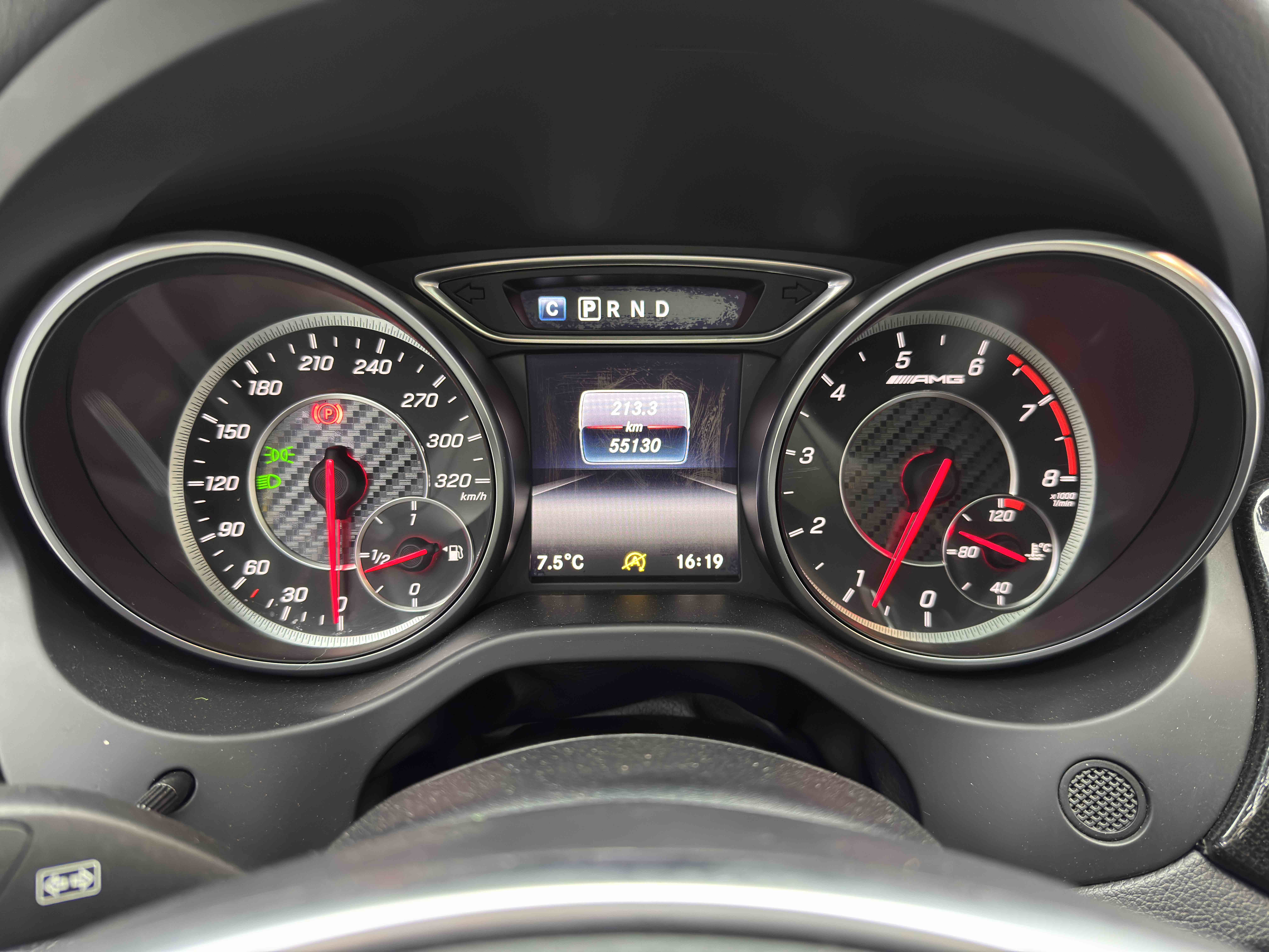 Mercedes-Benz GLA AMG 2019 #14 Mercedes-Benz GLA AMG 2019 car image #14