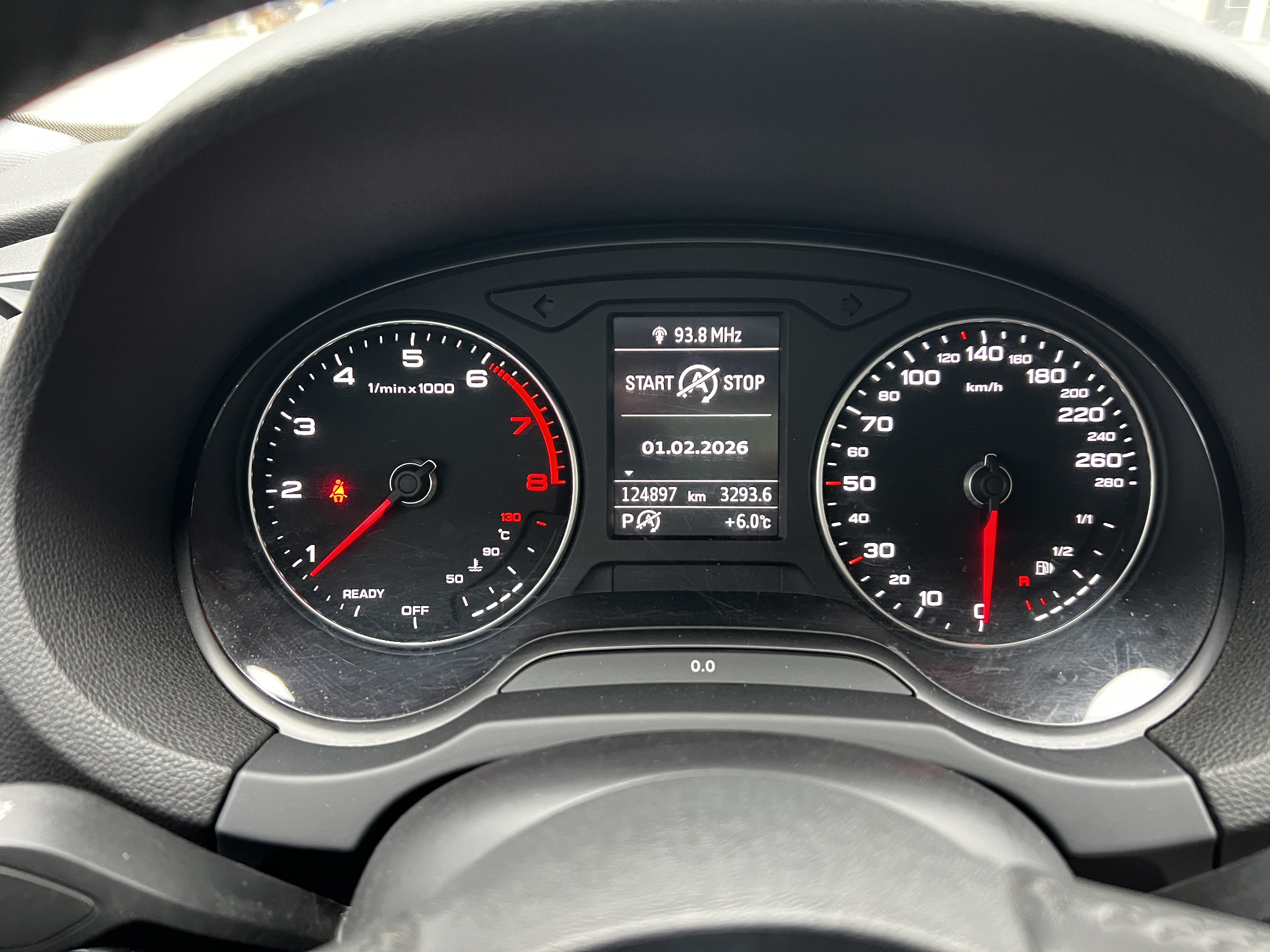 Audi A3 2018 car image #14