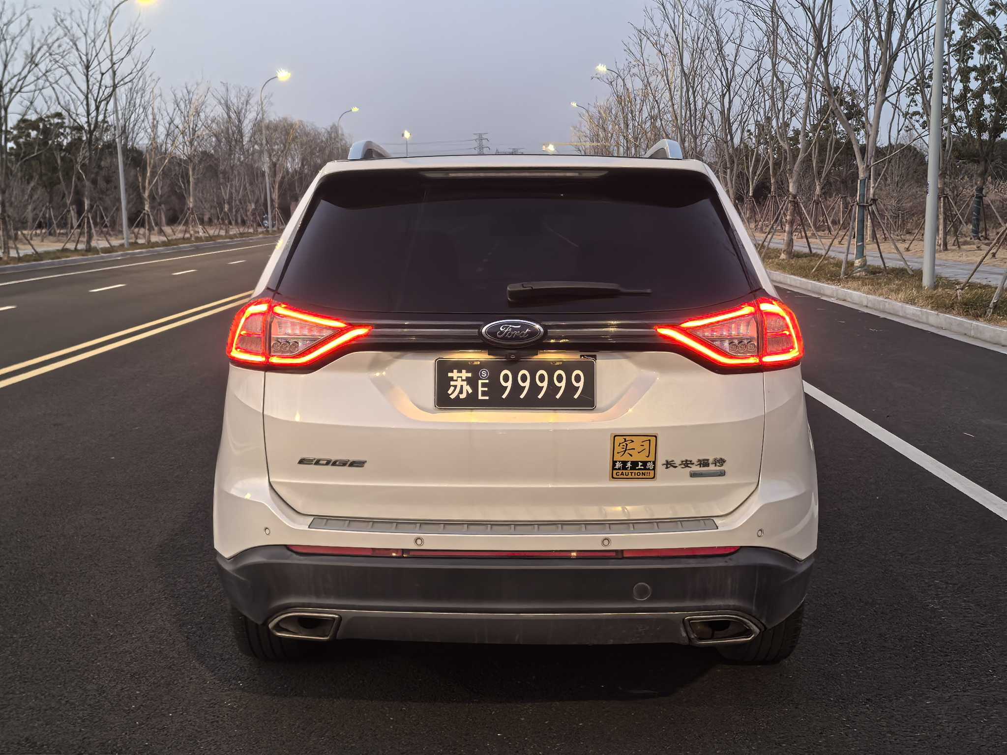 Ford Edge 2018 #14 Ford Edge 2018 car image #14