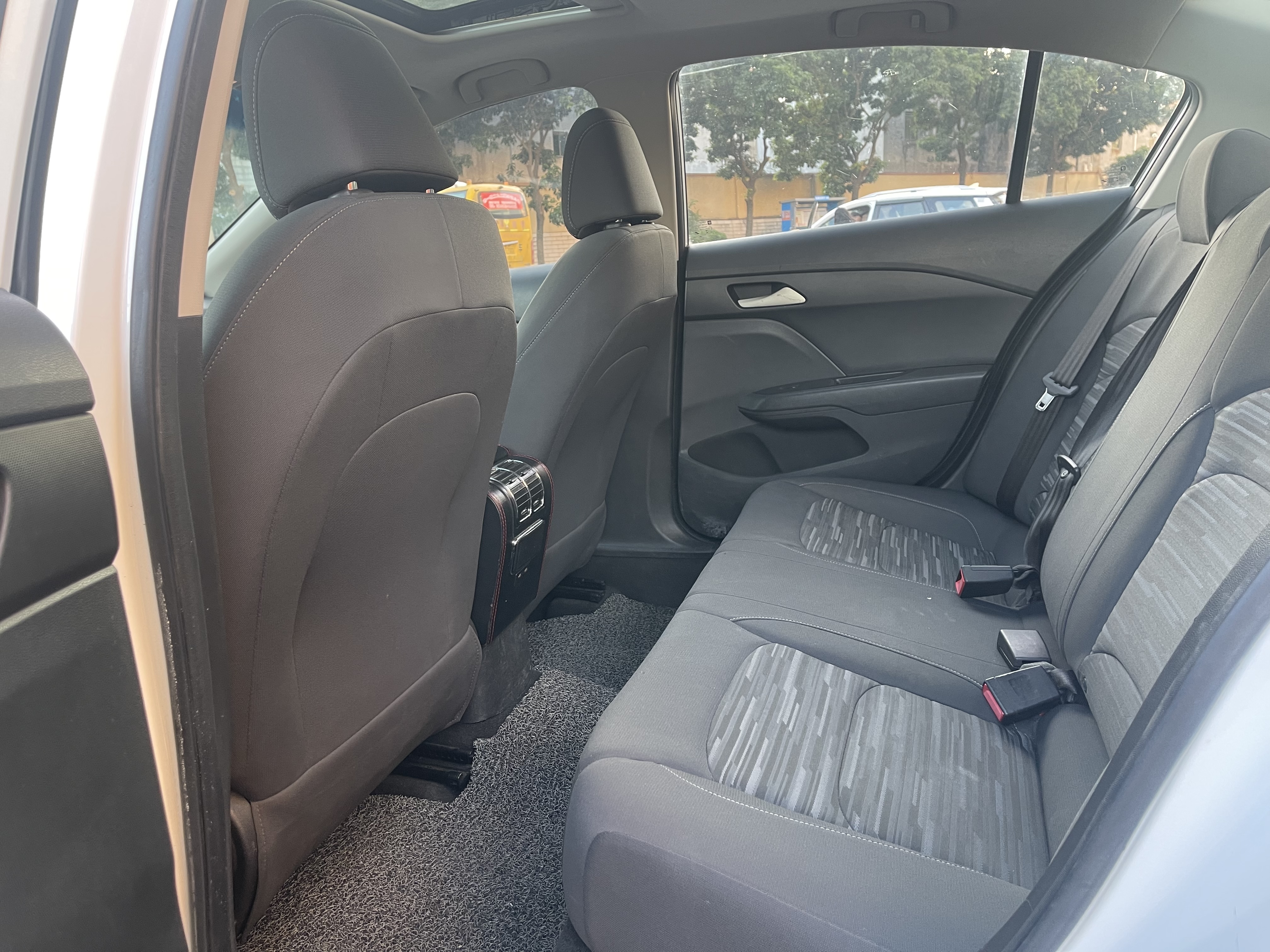 Chevrolet Cavalier 2017 car image #14