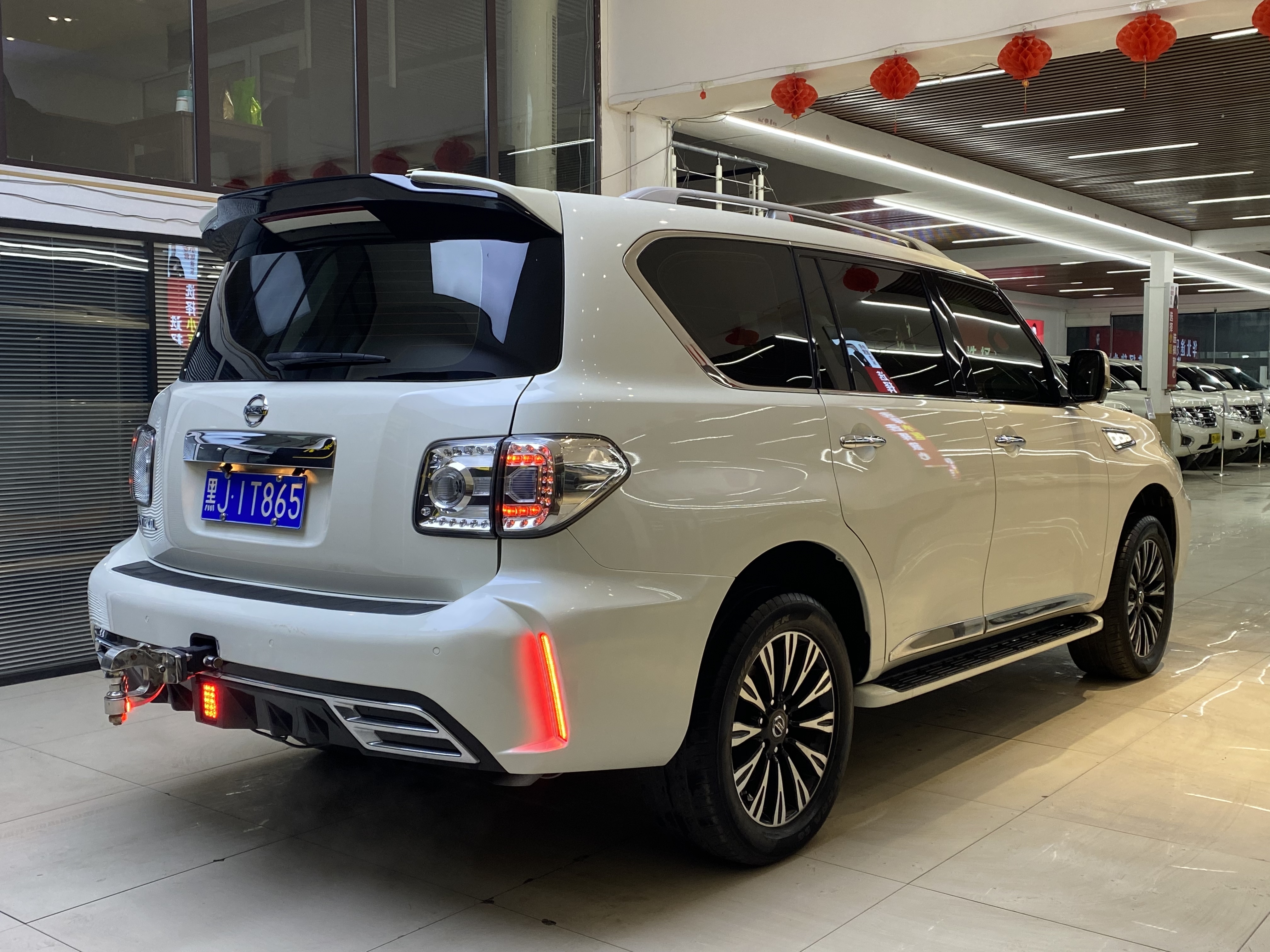 Nissan 2019 #14 Nissan 2019 car image #14