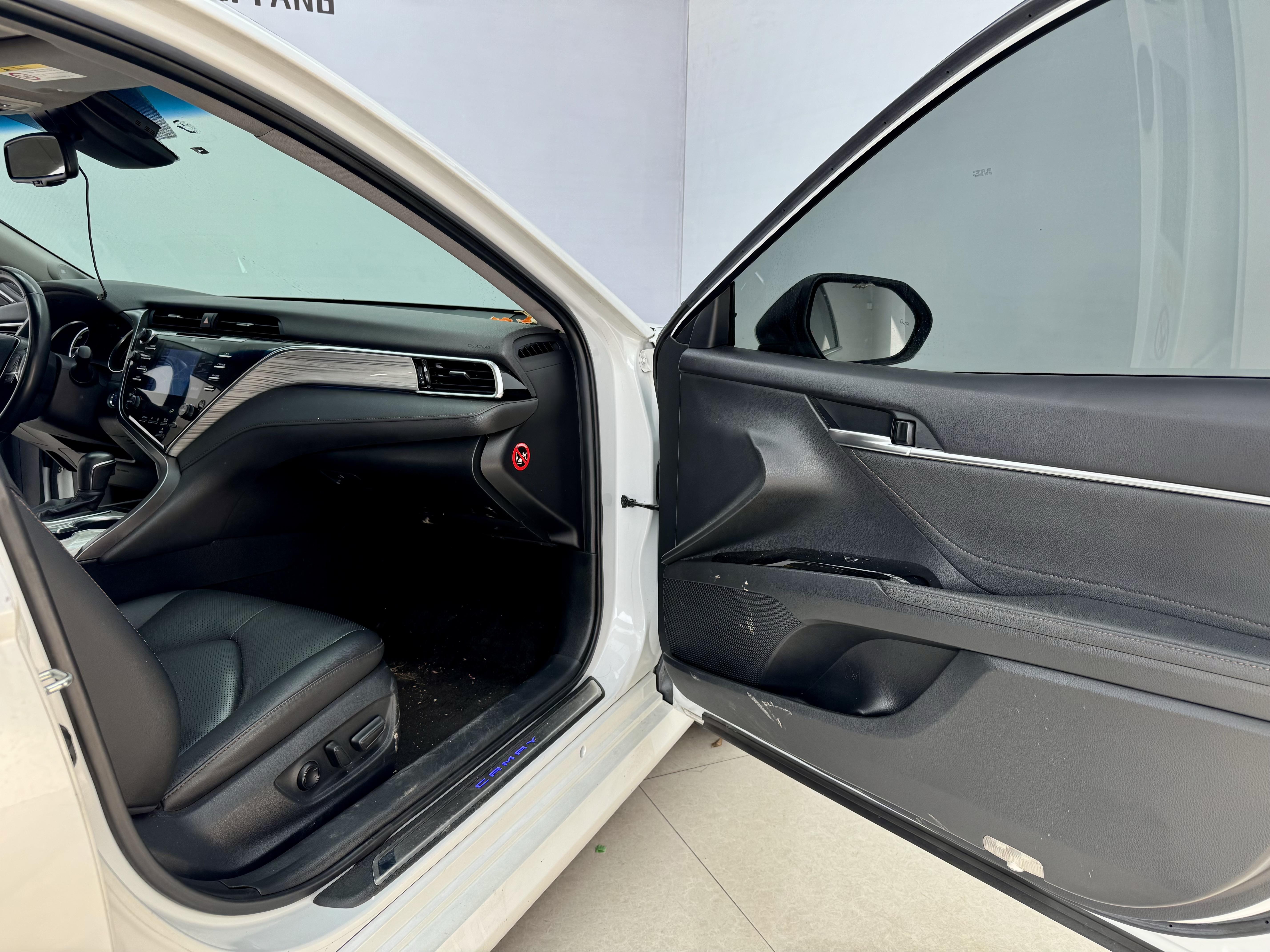 Toyota Camry 2018 car image #14