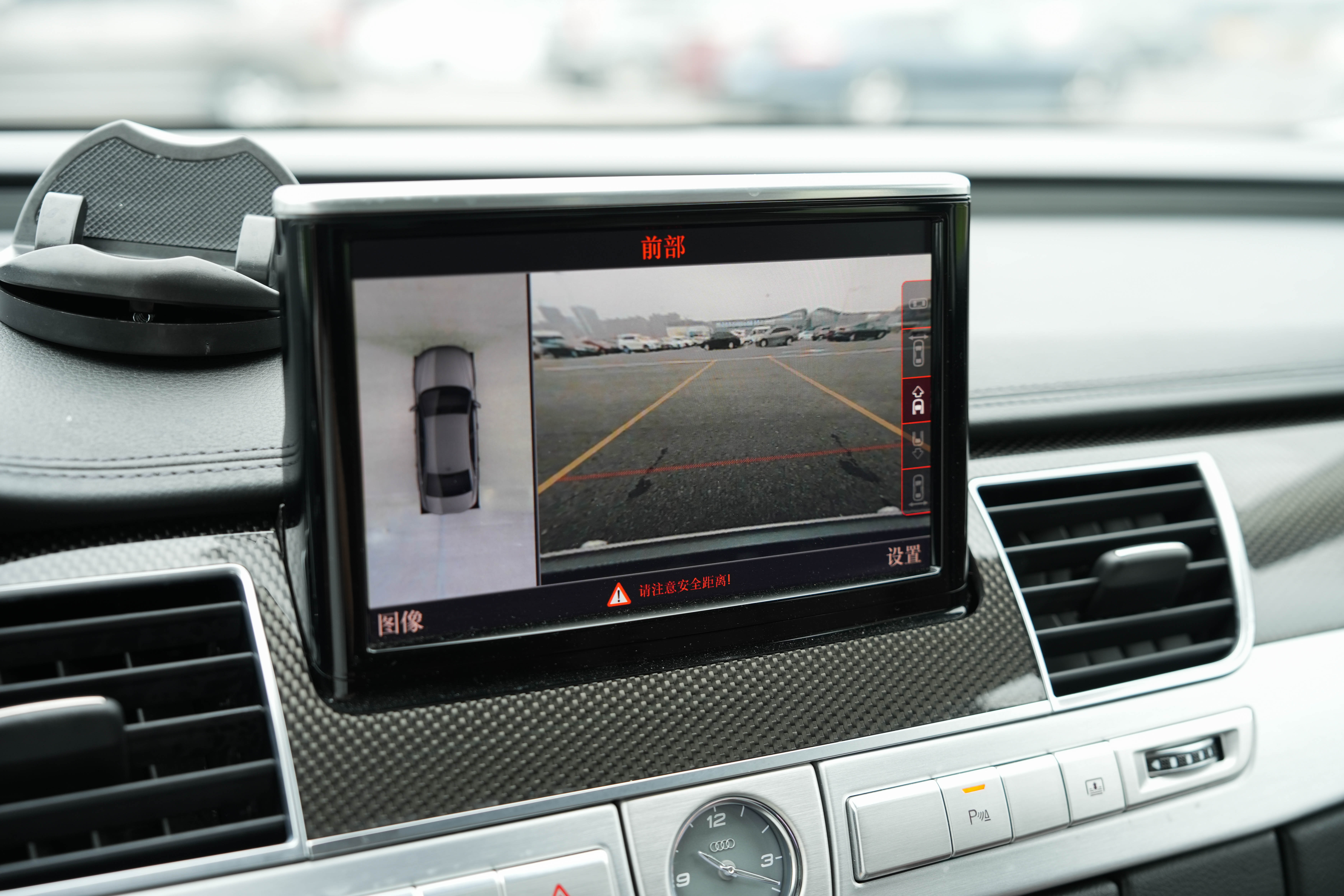 Audi S8 2017 car image #14