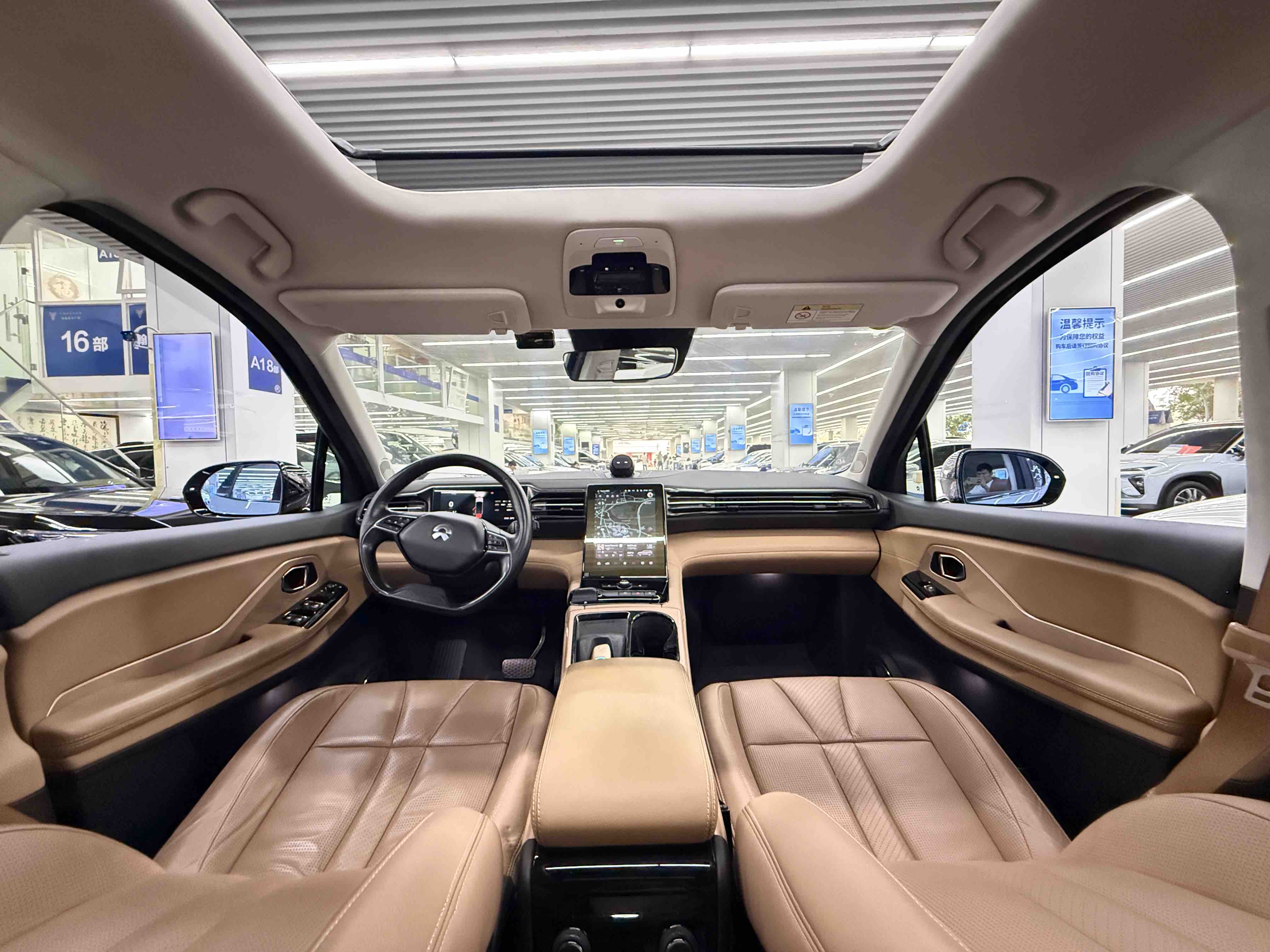 蔚来 蔚来ES8 2019 汽车图片 #14