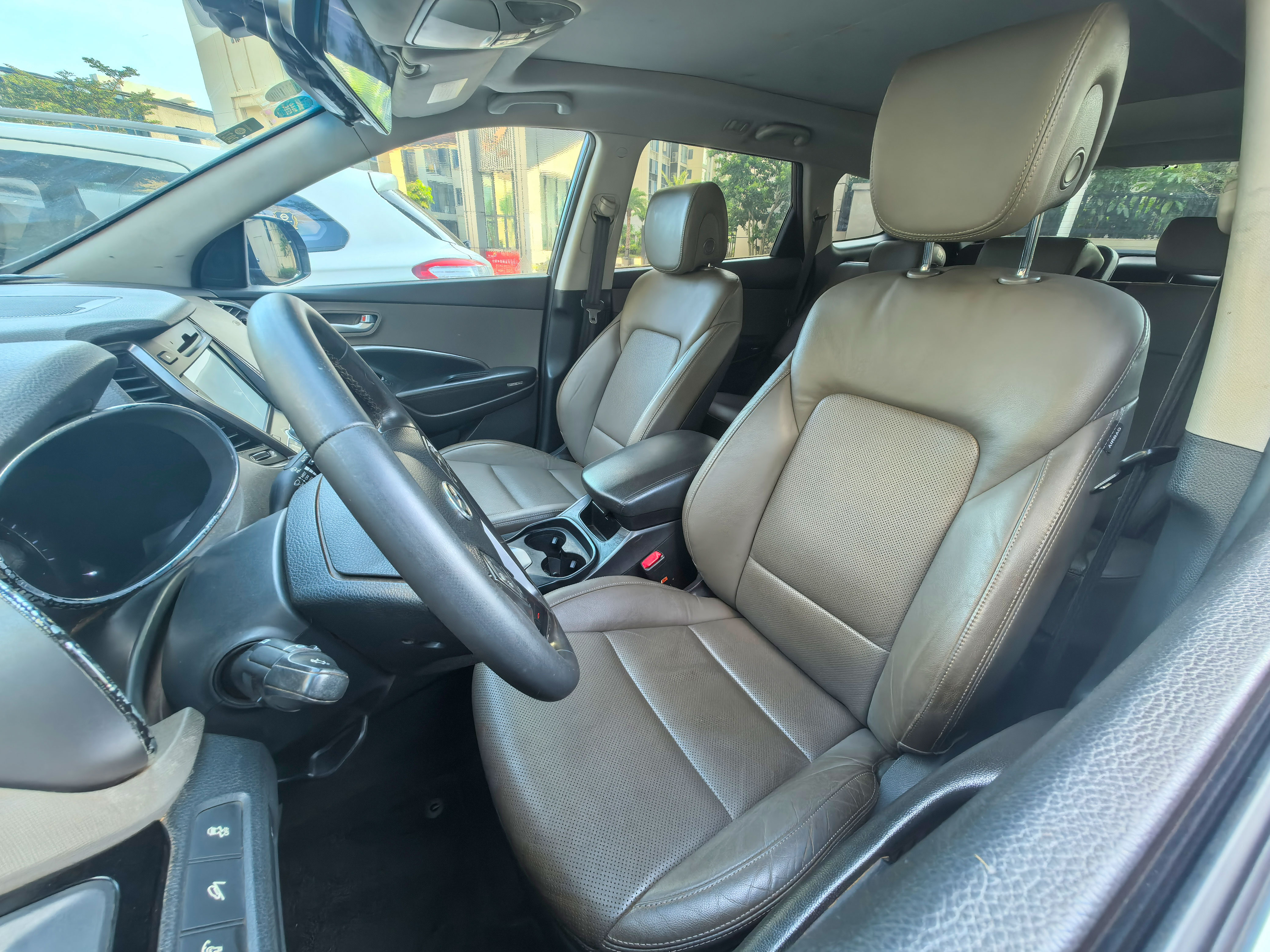 Hyundai Grand Santa Fe 2015 #14 Hyundai Grand Santa Fe 2015 car image #14